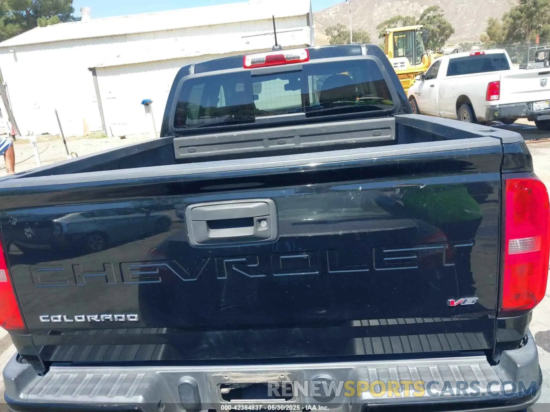 16 Photograph of a damaged car 1GCGSCEN2M1142381 CHEVROLET COLORADO 2021