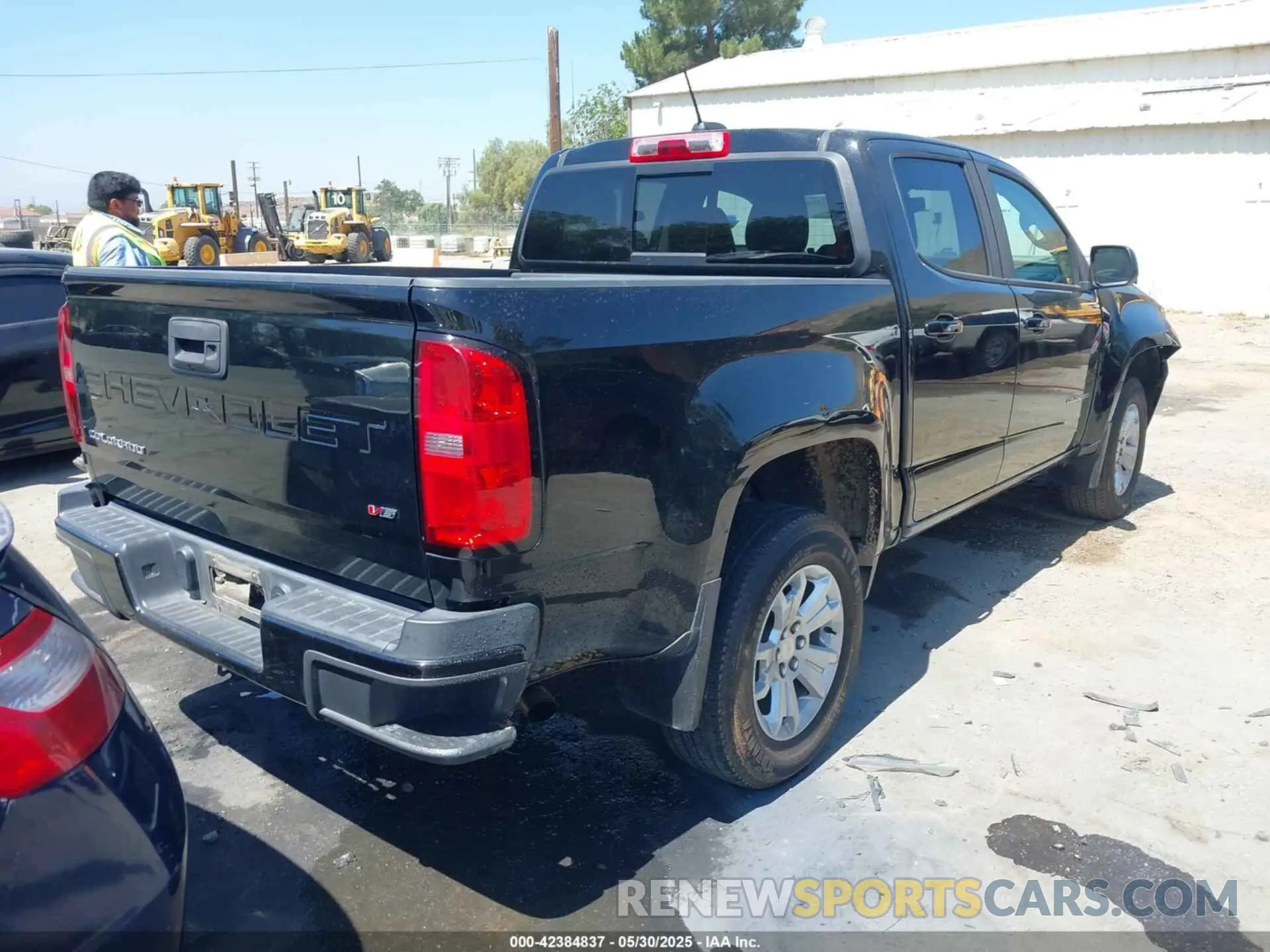 4 Photograph of a damaged car 1GCGSCEN2M1142381 CHEVROLET COLORADO 2021