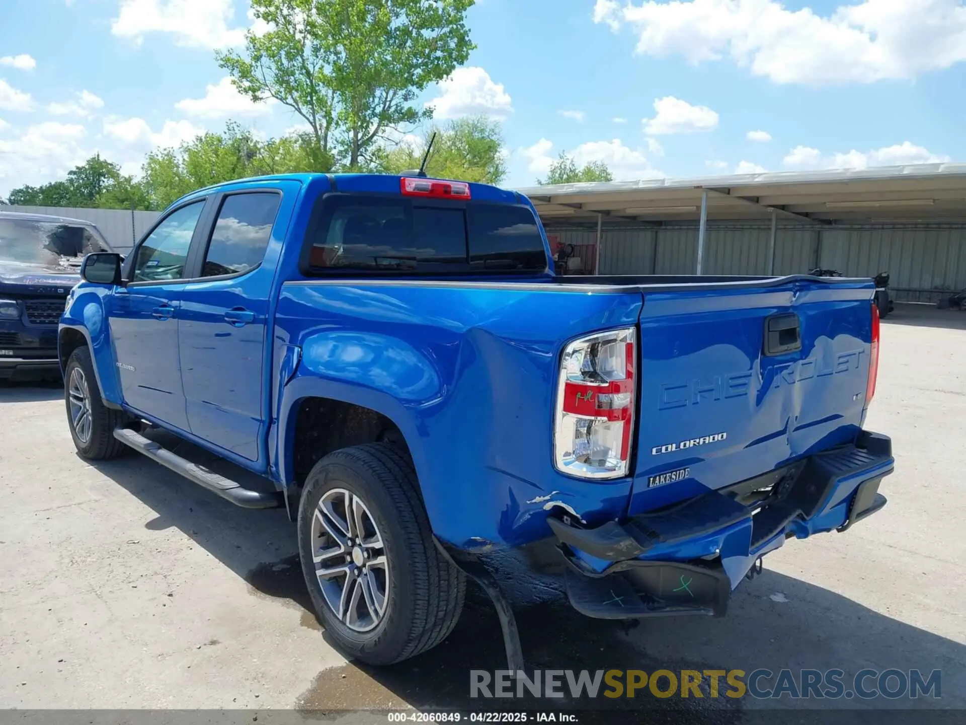 3 Photograph of a damaged car 1GCGSCEN2M1156832 CHEVROLET COLORADO 2021