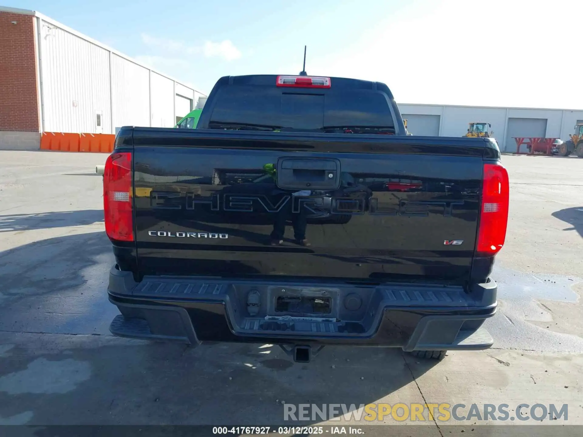 16 Photograph of a damaged car 1GCGSCEN4M1239033 CHEVROLET COLORADO 2021