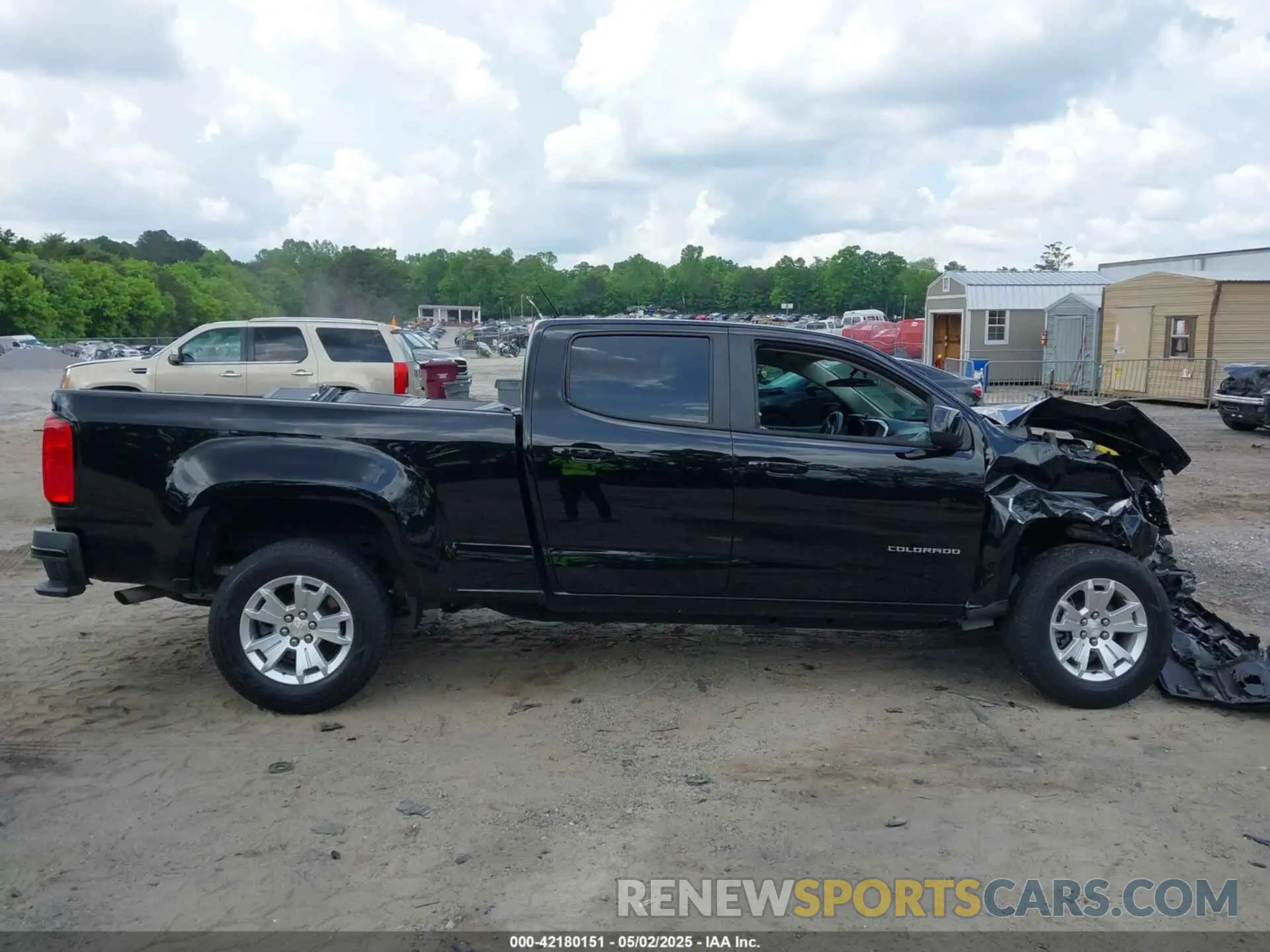 12 Photograph of a damaged car 1GCGSCEN5M1181045 CHEVROLET COLORADO 2021