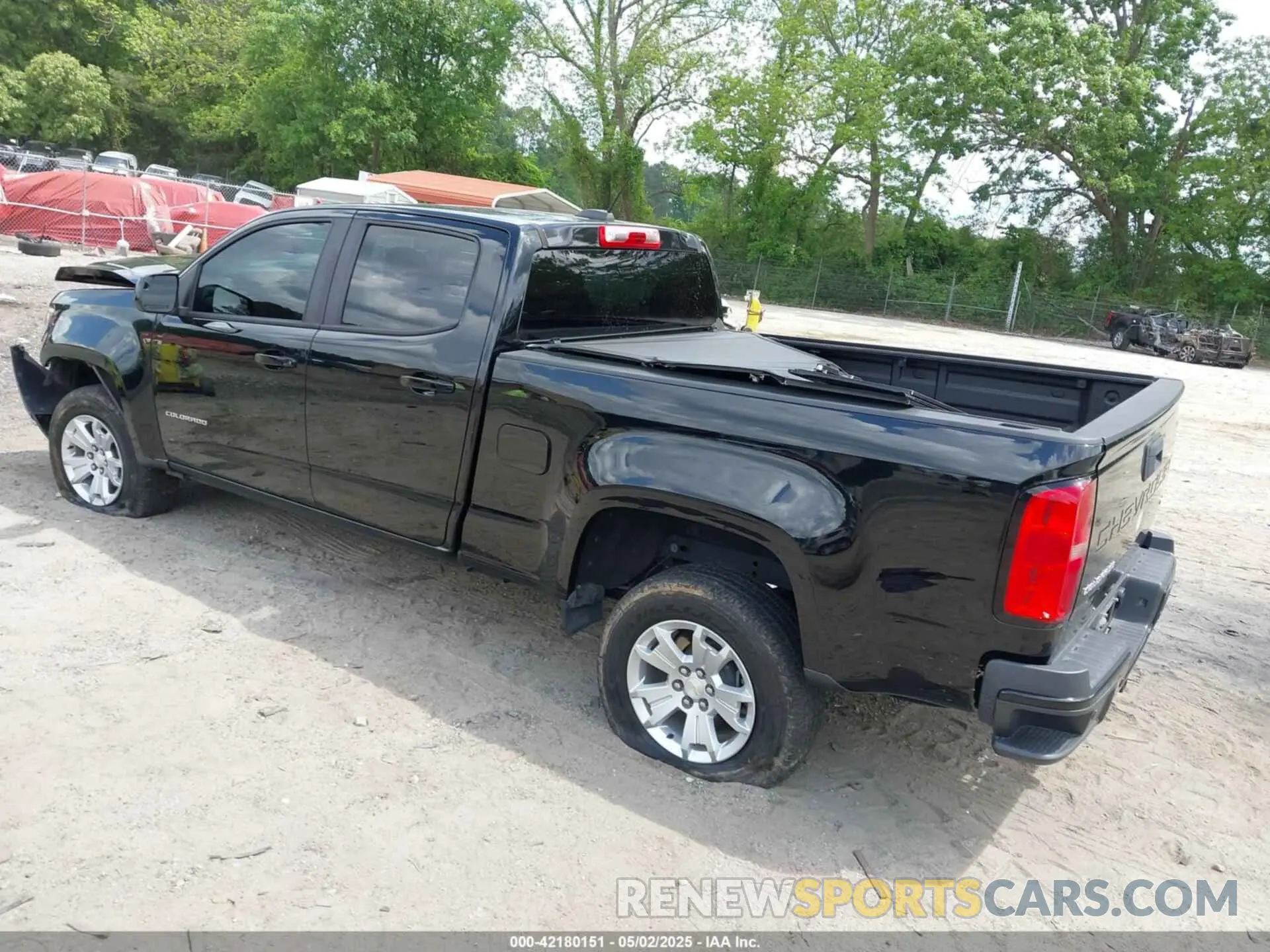 3 Photograph of a damaged car 1GCGSCEN5M1181045 CHEVROLET COLORADO 2021