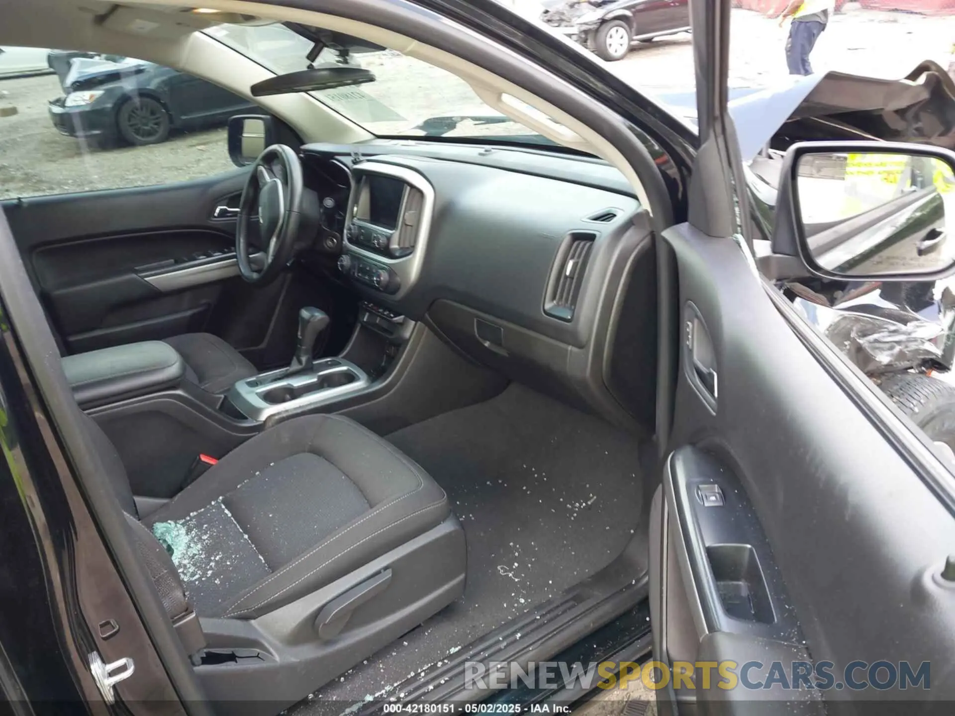 5 Photograph of a damaged car 1GCGSCEN5M1181045 CHEVROLET COLORADO 2021