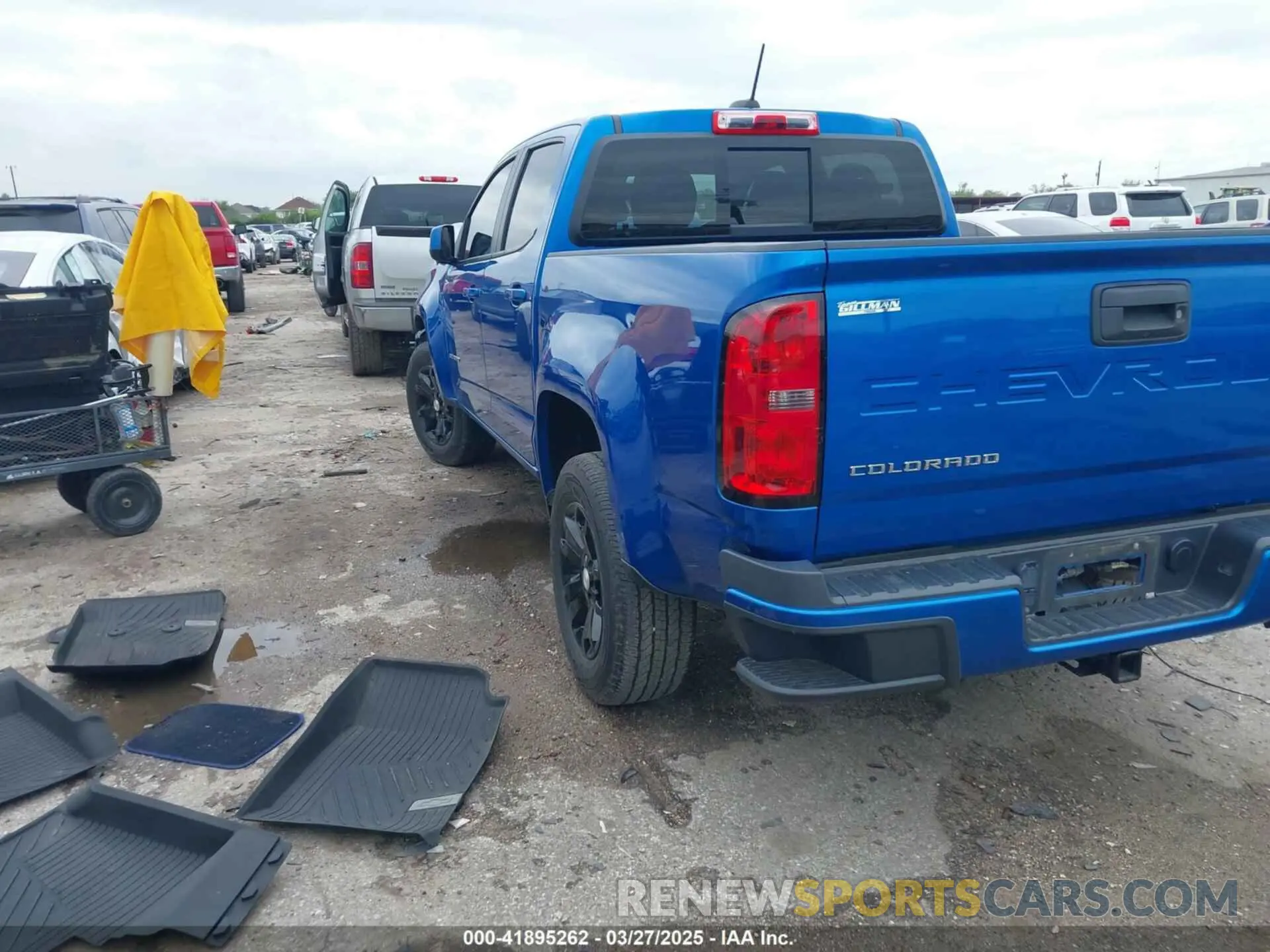 3 Photograph of a damaged car 1GCGSCEN9M1226777 CHEVROLET COLORADO 2021