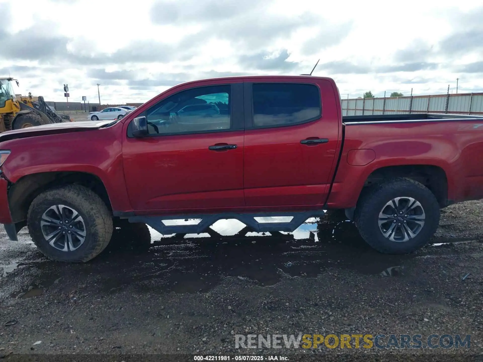 14 Photograph of a damaged car 1GCGSDEN0M1107165 CHEVROLET COLORADO 2021