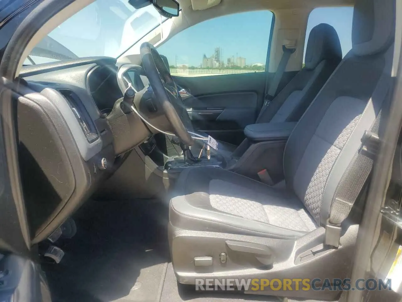 7 Photograph of a damaged car 1GCGSDEN1M1227685 CHEVROLET COLORADO 2021