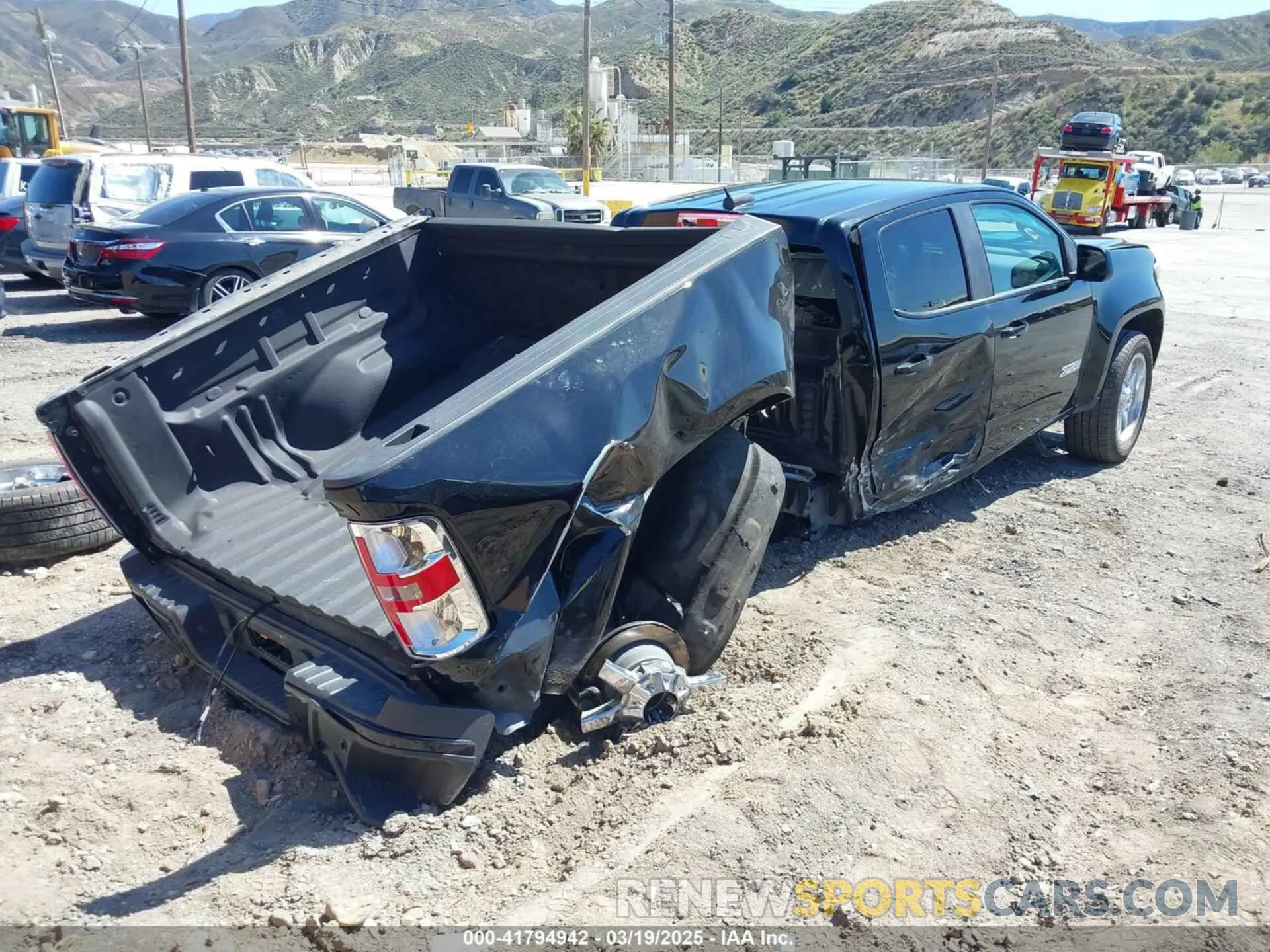 4 Photograph of a damaged car 1GCGSDEN2M1132018 CHEVROLET COLORADO 2021