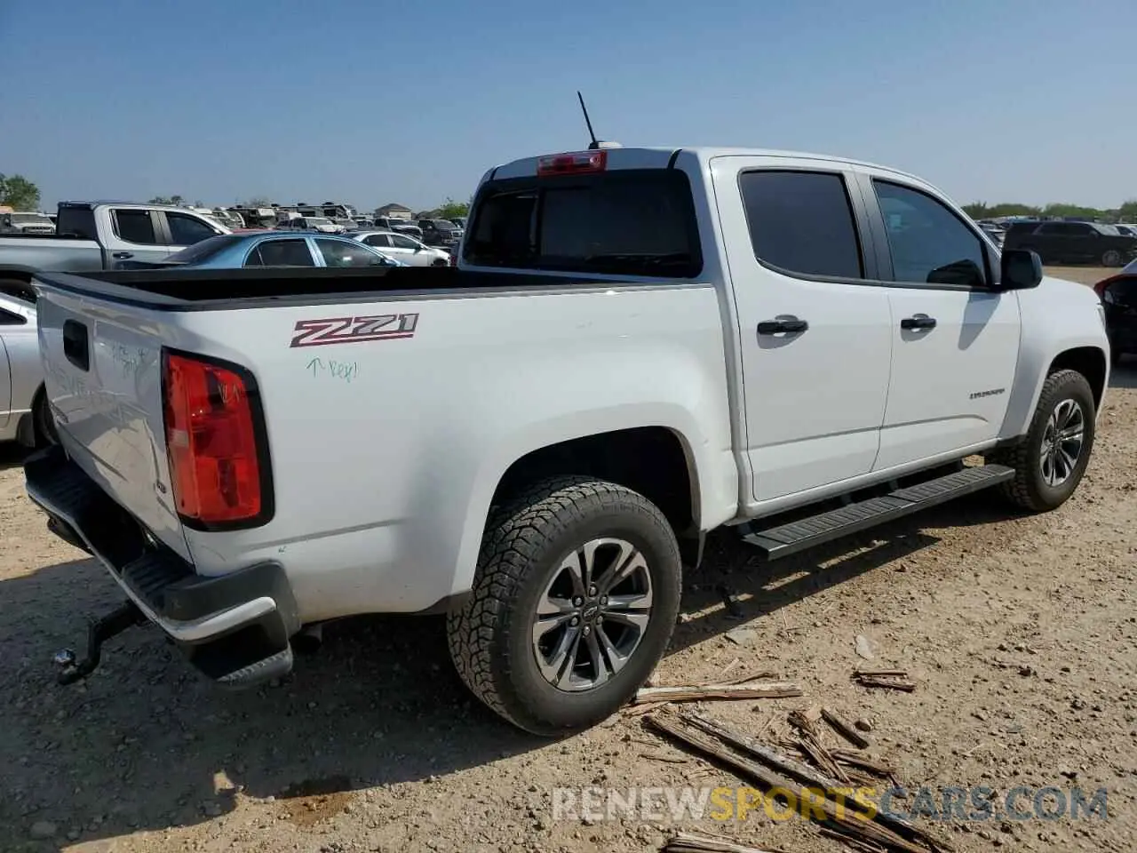 3 Photograph of a damaged car 1GCGSDEN4M1104141 CHEVROLET COLORADO 2021