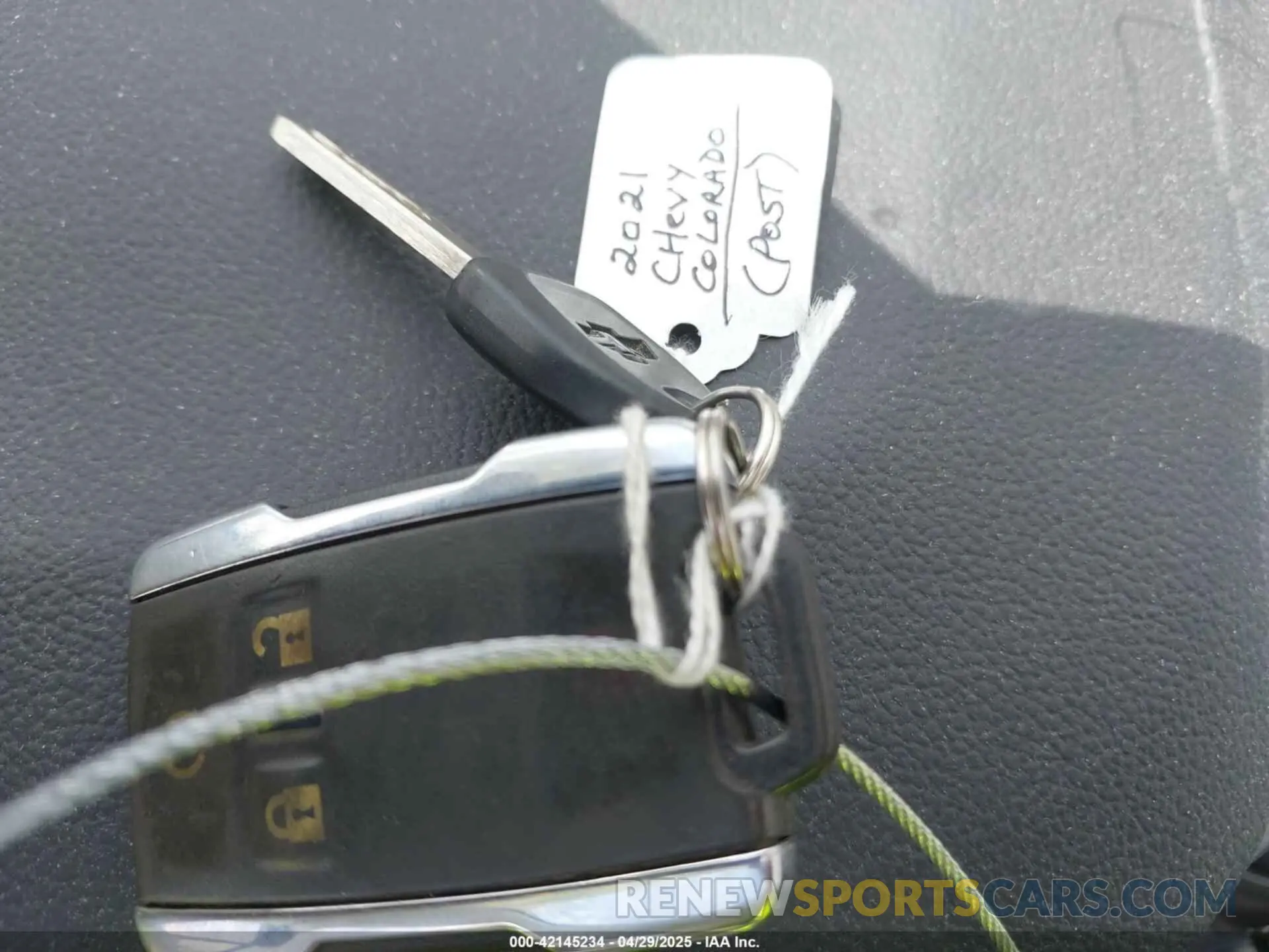 11 Photograph of a damaged car 1GCGSDEN9M1285771 CHEVROLET COLORADO 2021