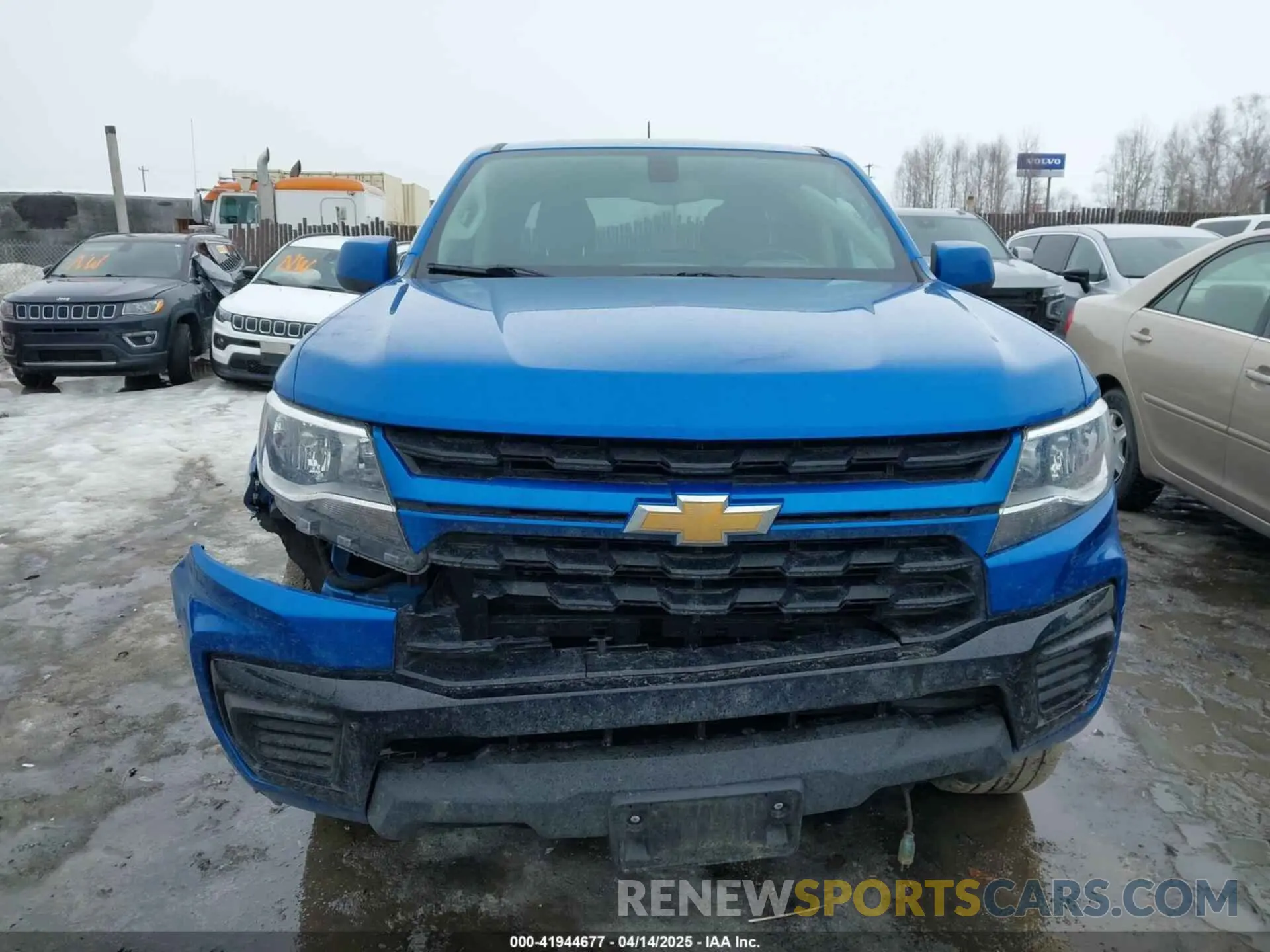 12 Photograph of a damaged car 1GCGTBEN0M1165911 CHEVROLET COLORADO 2021