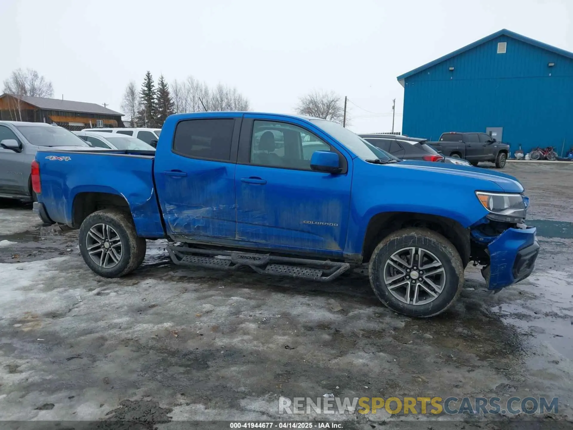13 Photograph of a damaged car 1GCGTBEN0M1165911 CHEVROLET COLORADO 2021