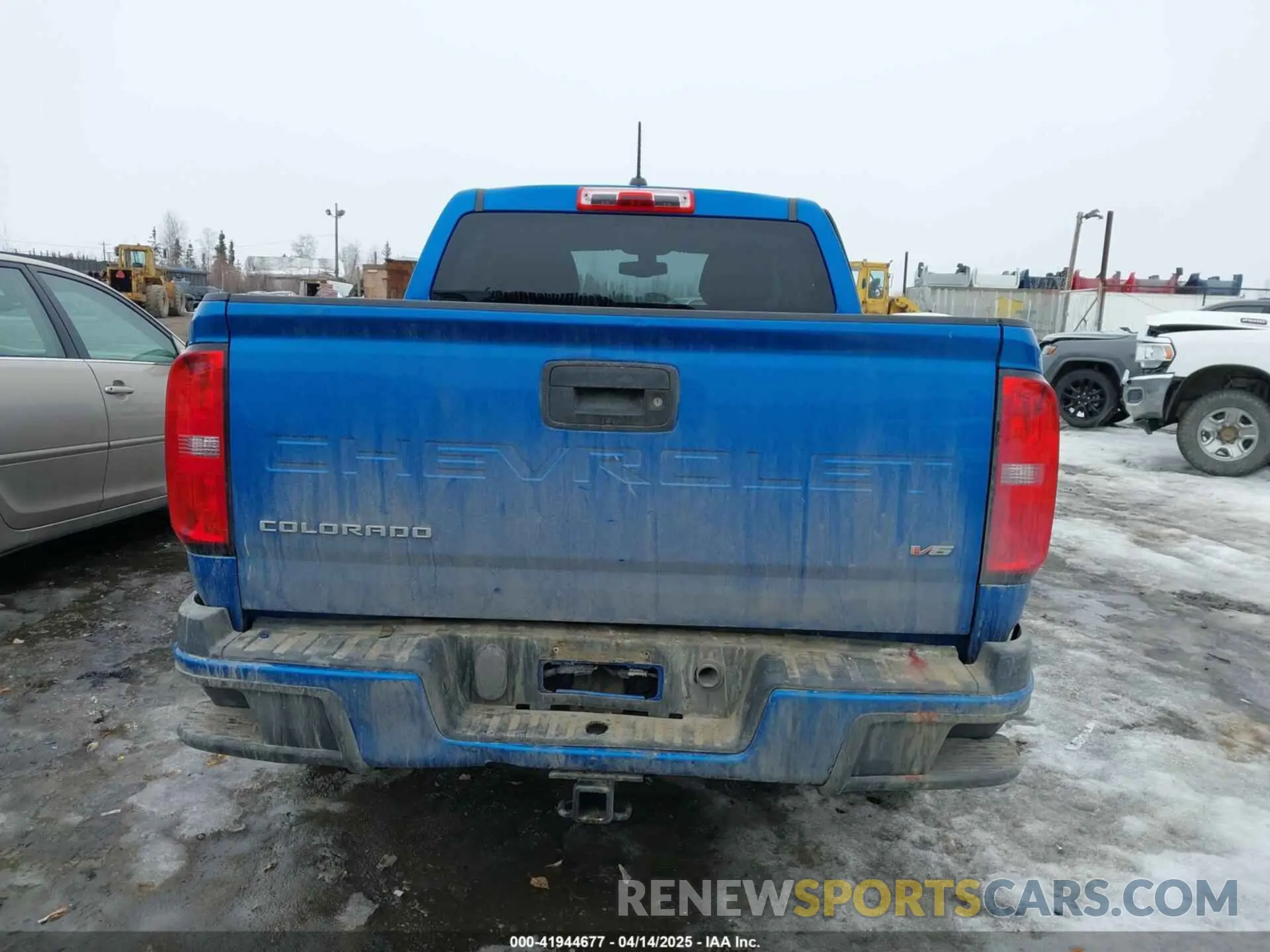 16 Photograph of a damaged car 1GCGTBEN0M1165911 CHEVROLET COLORADO 2021