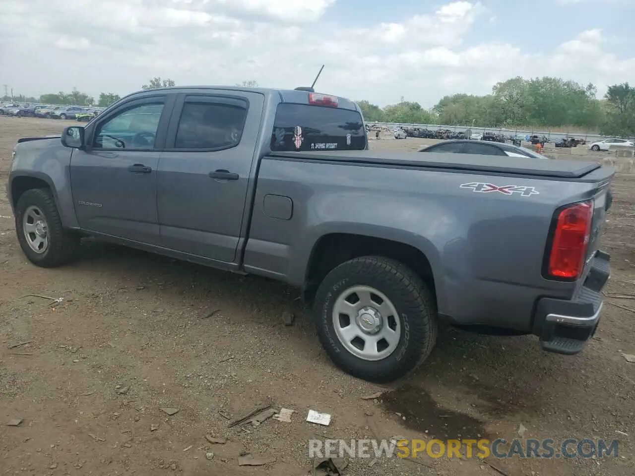 2 Photograph of a damaged car 1GCGTBEN3M1111843 CHEVROLET COLORADO 2021
