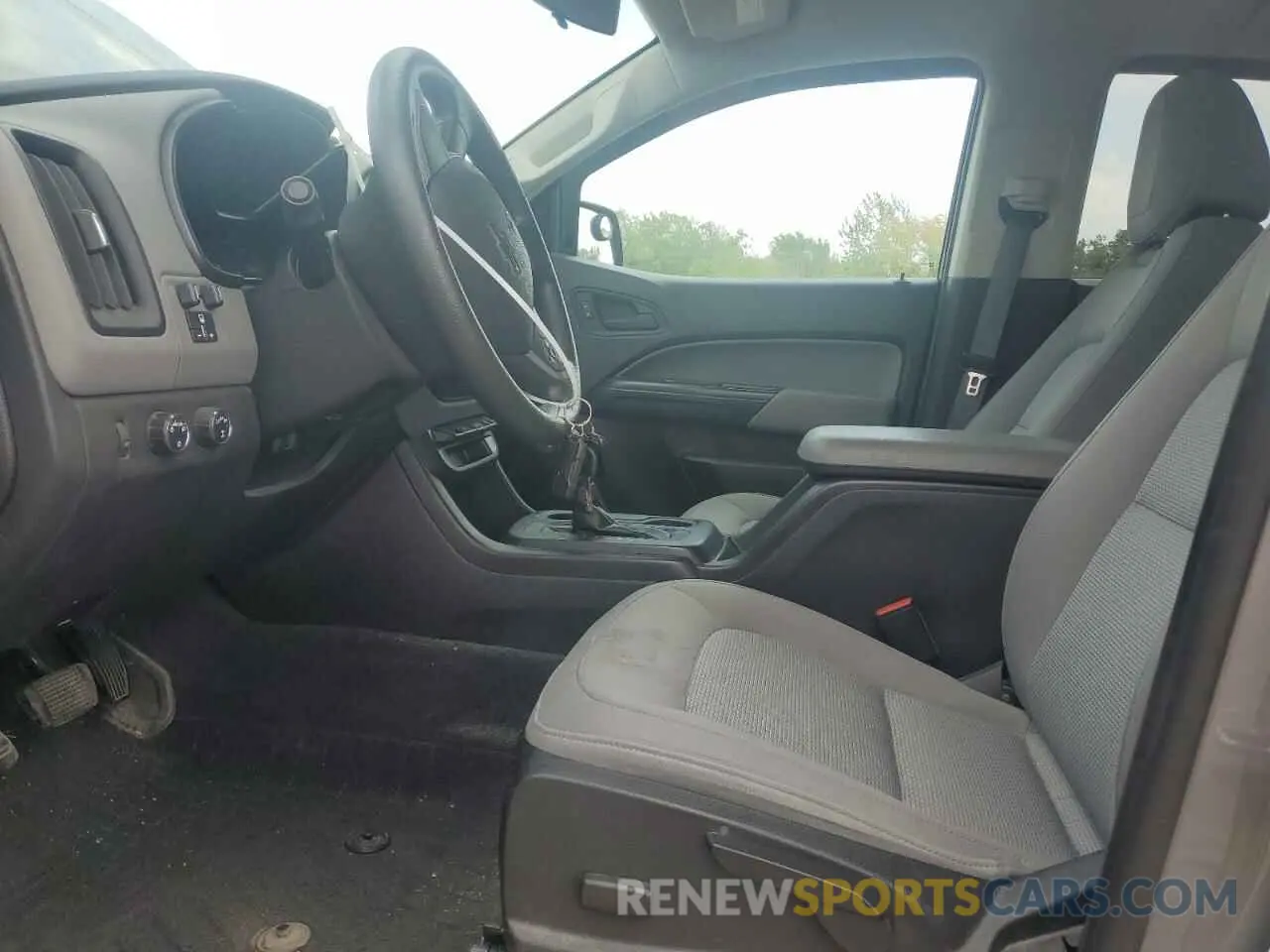7 Photograph of a damaged car 1GCGTBEN3M1111843 CHEVROLET COLORADO 2021