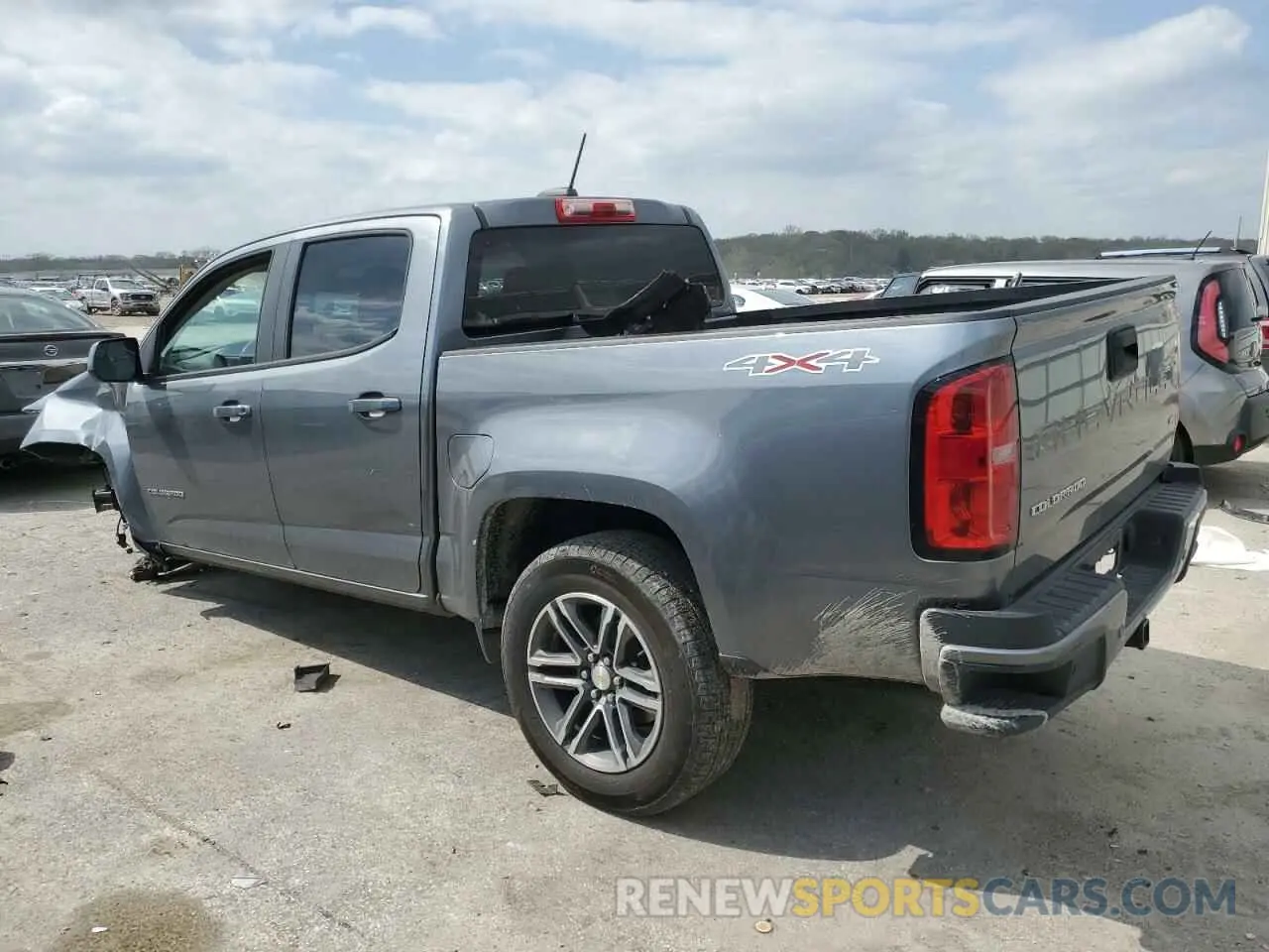 2 Photograph of a damaged car 1GCGTBEN4M1168536 CHEVROLET COLORADO 2021