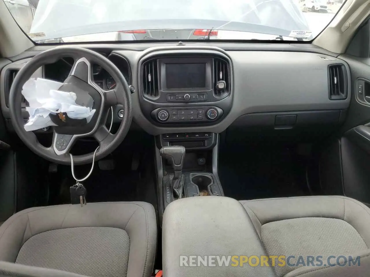 8 Photograph of a damaged car 1GCGTBEN4M1168536 CHEVROLET COLORADO 2021