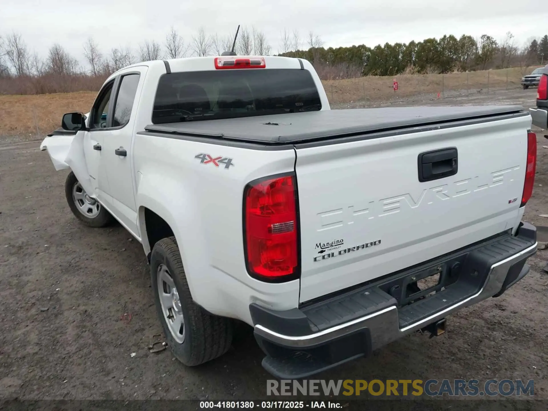 3 Photograph of a damaged car 1GCGTBEN6M1119967 CHEVROLET COLORADO 2021