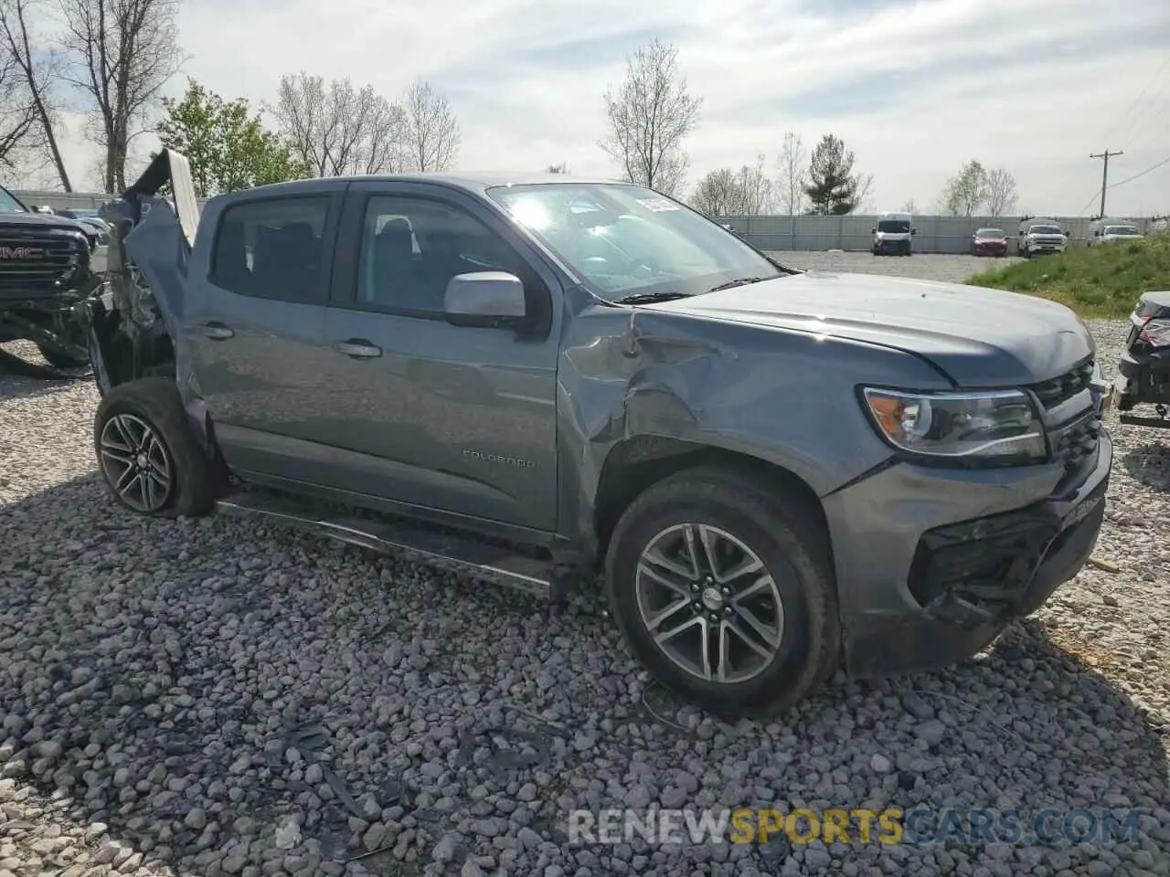 4 Photograph of a damaged car 1GCGTBEN7M1112753 CHEVROLET COLORADO 2021