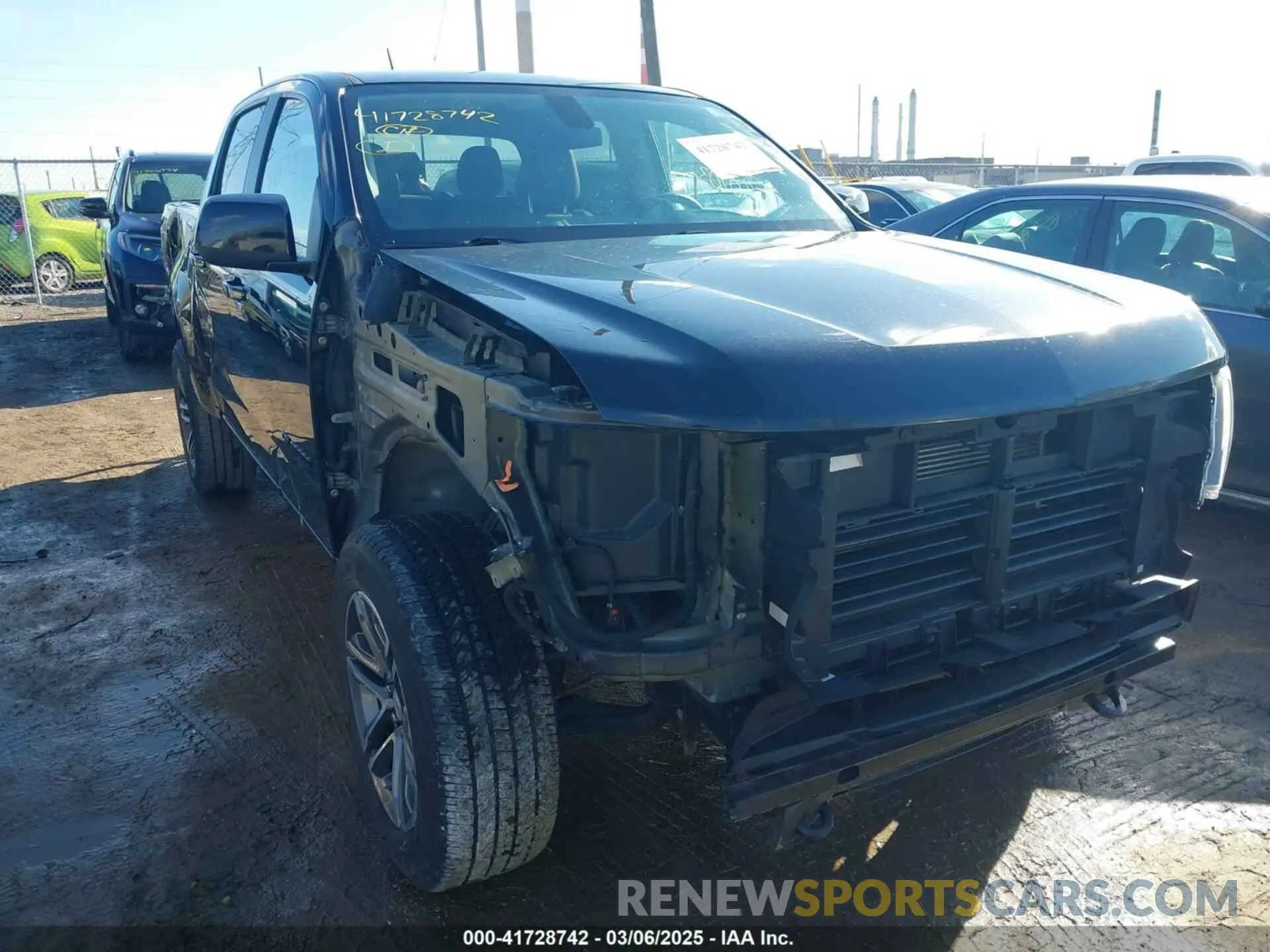 1 Photograph of a damaged car 1GCGTBEN7M1201304 CHEVROLET COLORADO 2021