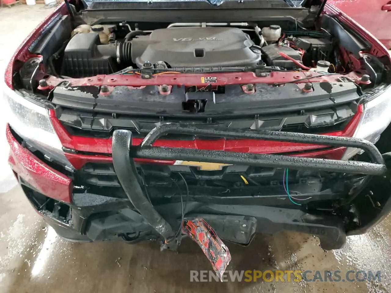 11 Photograph of a damaged car 1GCGTBEN9M1142692 CHEVROLET COLORADO 2021