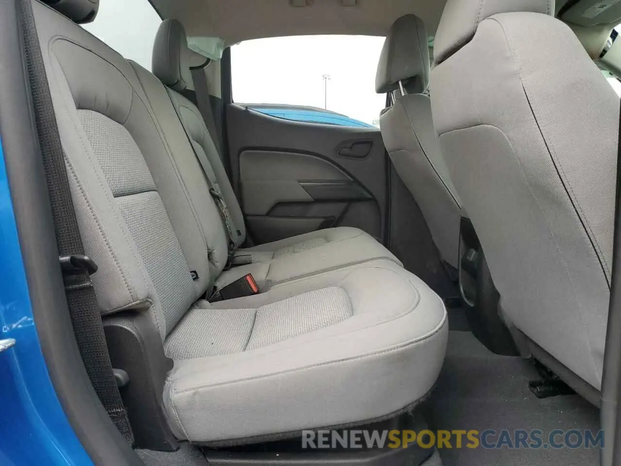 10 Photograph of a damaged car 1GCGTBENXM1138215 CHEVROLET COLORADO 2021
