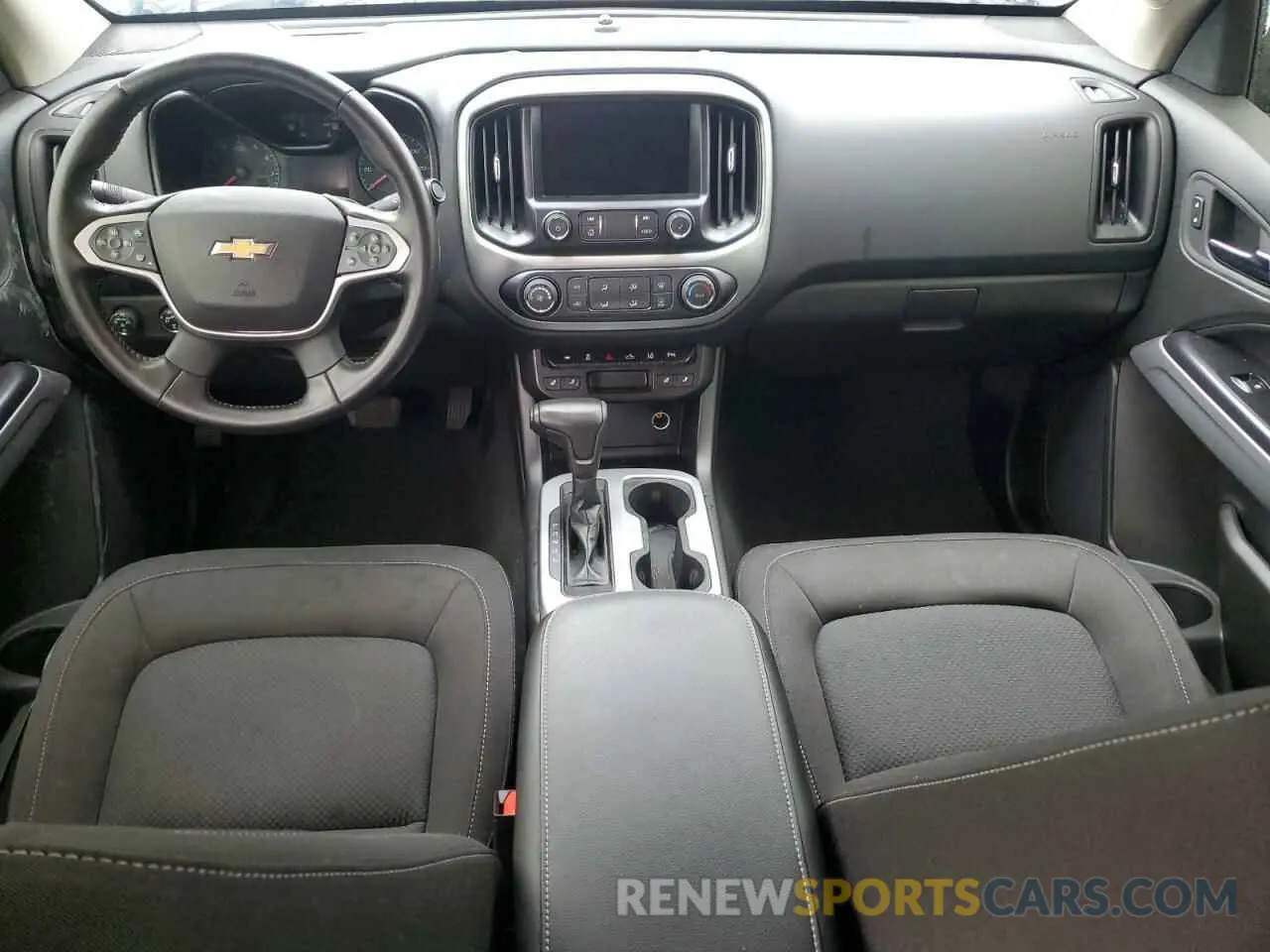 8 Photograph of a damaged car 1GCGTCEN0M1297640 CHEVROLET COLORADO 2021