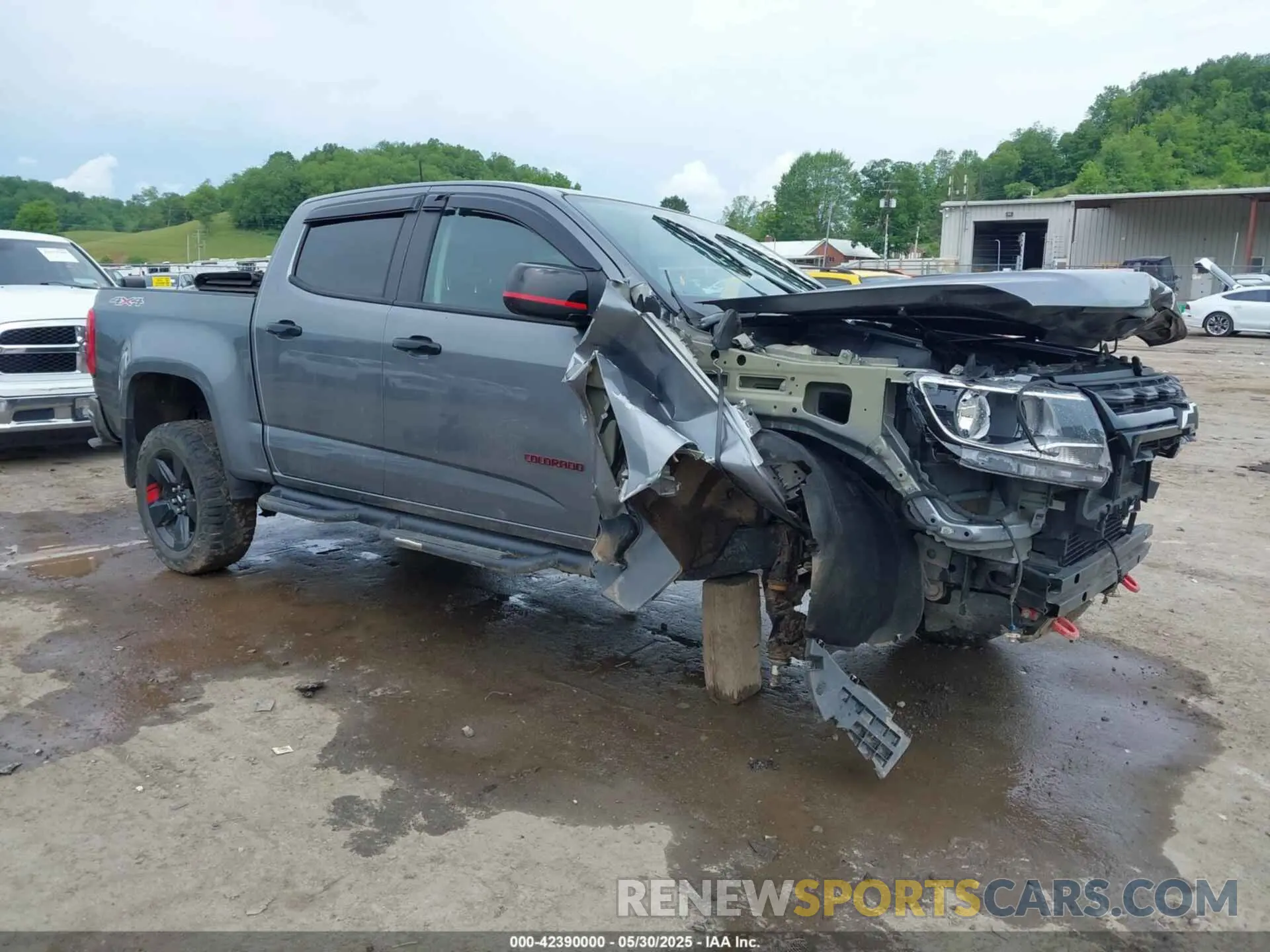1 Photograph of a damaged car 1GCGTCEN1M1105688 CHEVROLET COLORADO 2021