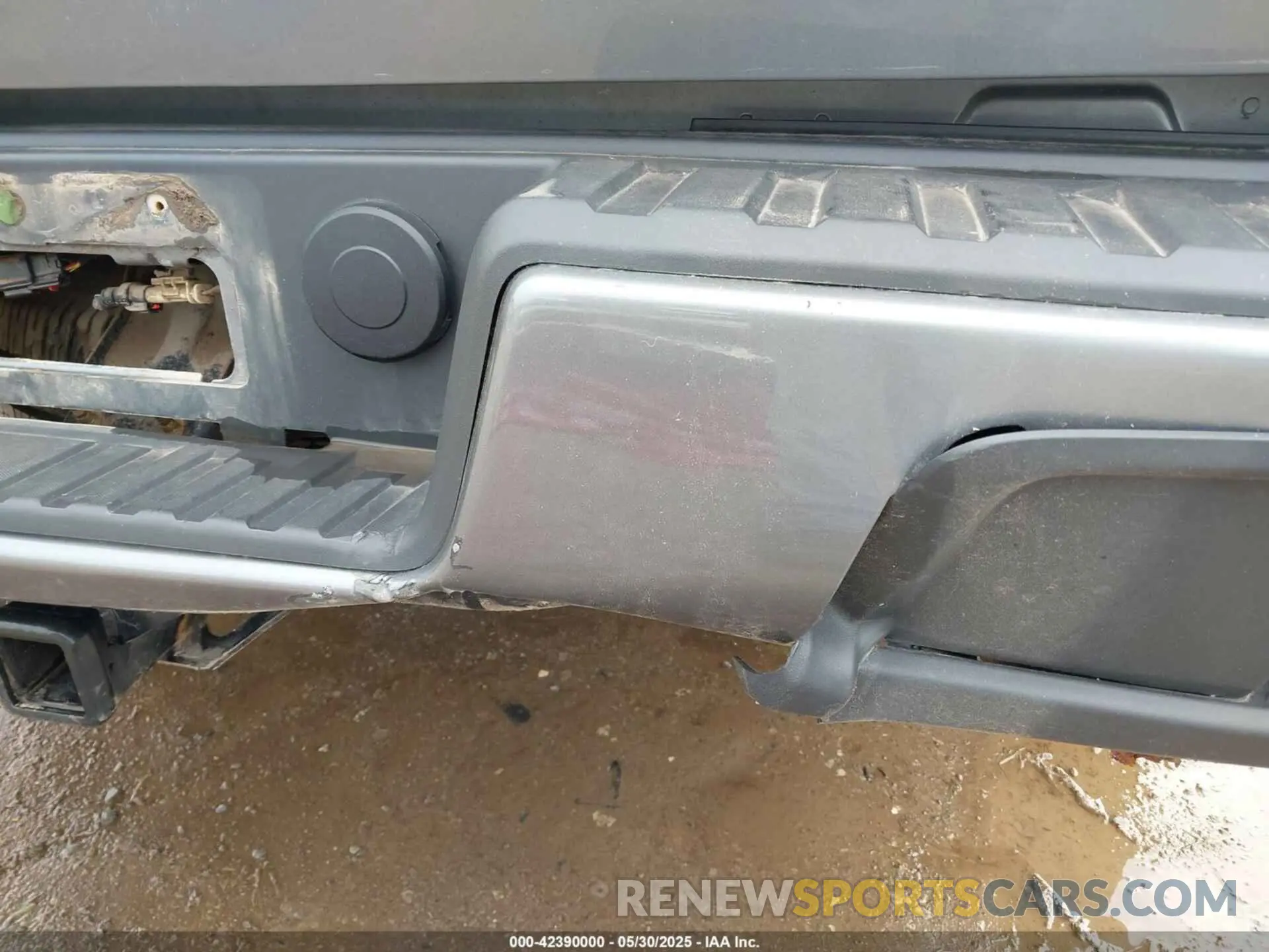 20 Photograph of a damaged car 1GCGTCEN1M1105688 CHEVROLET COLORADO 2021