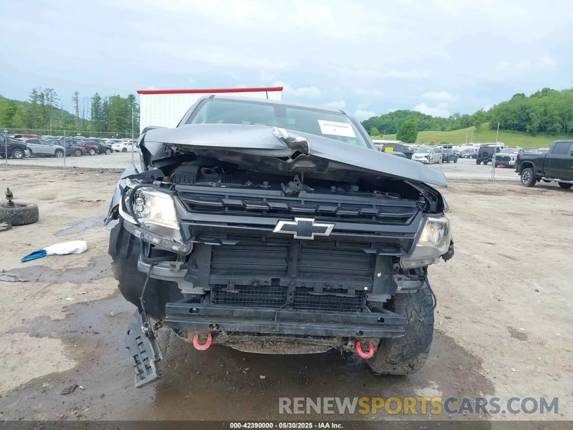 6 Photograph of a damaged car 1GCGTCEN1M1105688 CHEVROLET COLORADO 2021