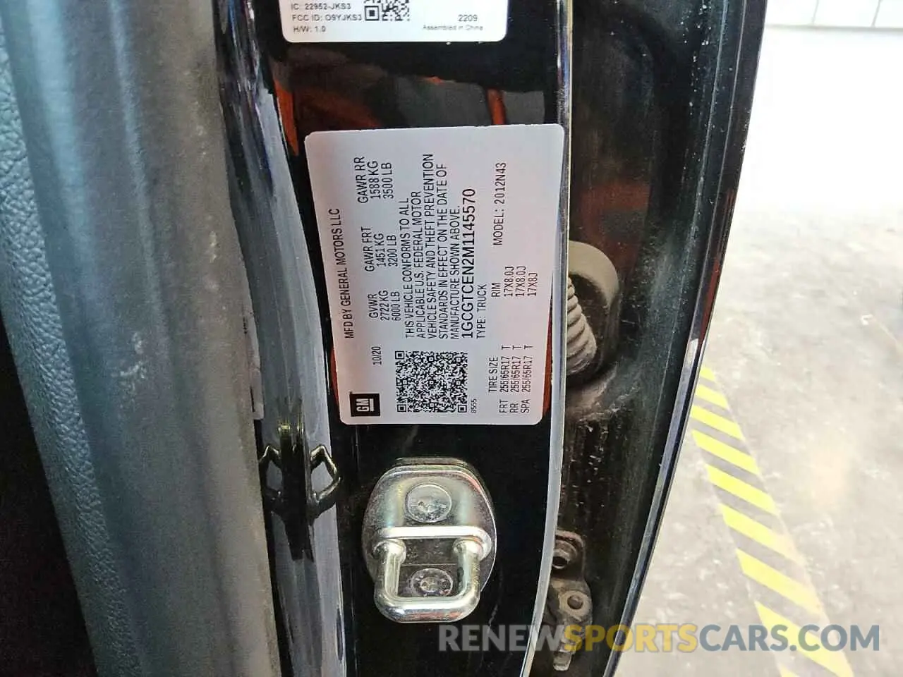 12 Photograph of a damaged car 1GCGTCEN2M1145570 CHEVROLET COLORADO 2021
