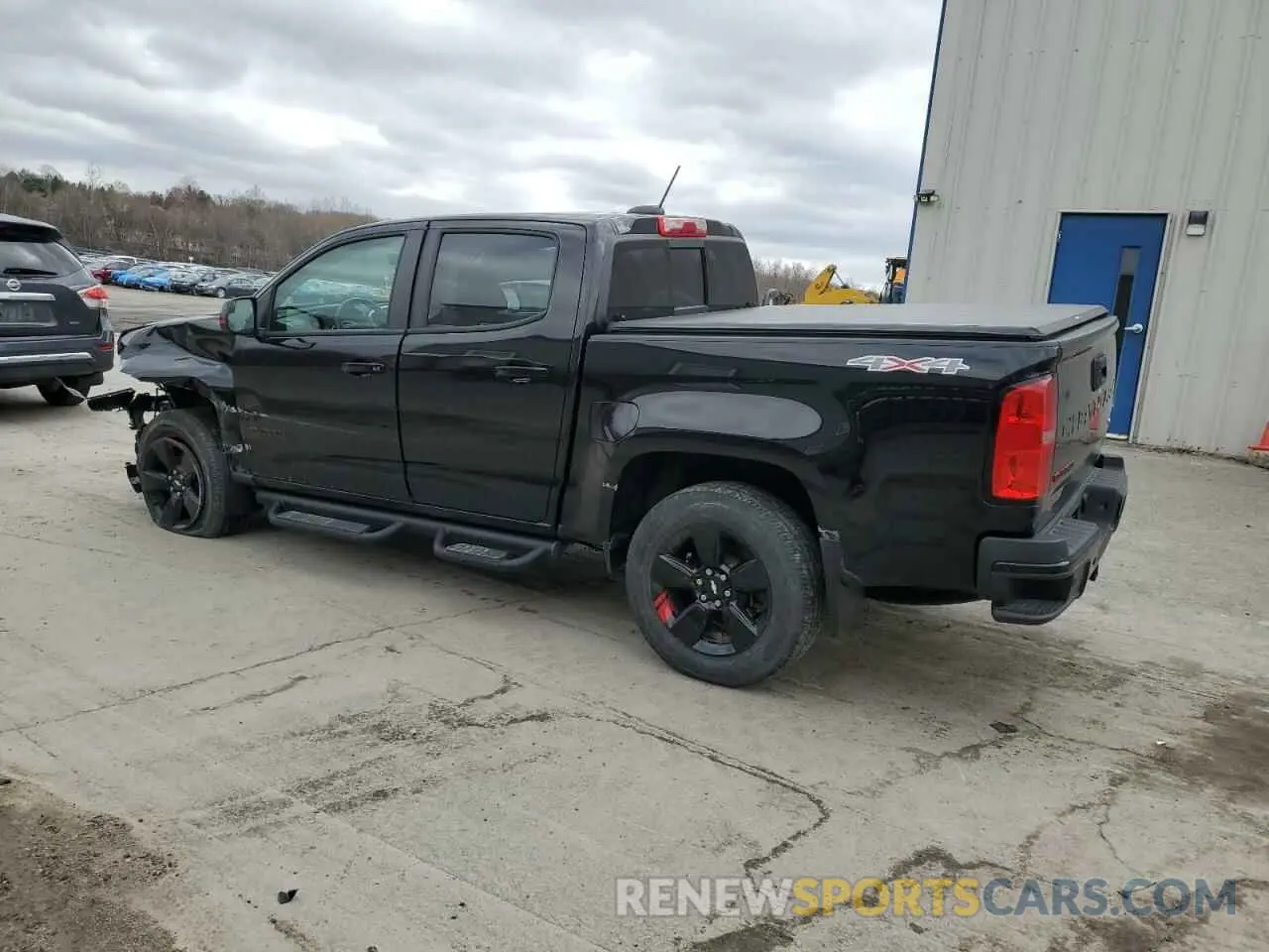 2 Photograph of a damaged car 1GCGTCEN9M1267990 CHEVROLET COLORADO 2021