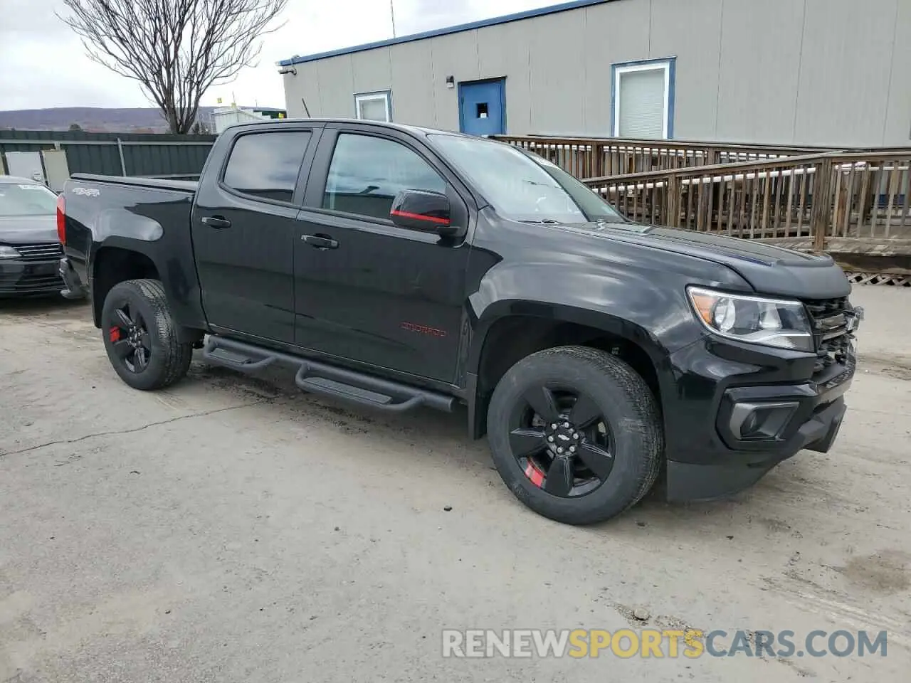 4 Photograph of a damaged car 1GCGTCEN9M1267990 CHEVROLET COLORADO 2021