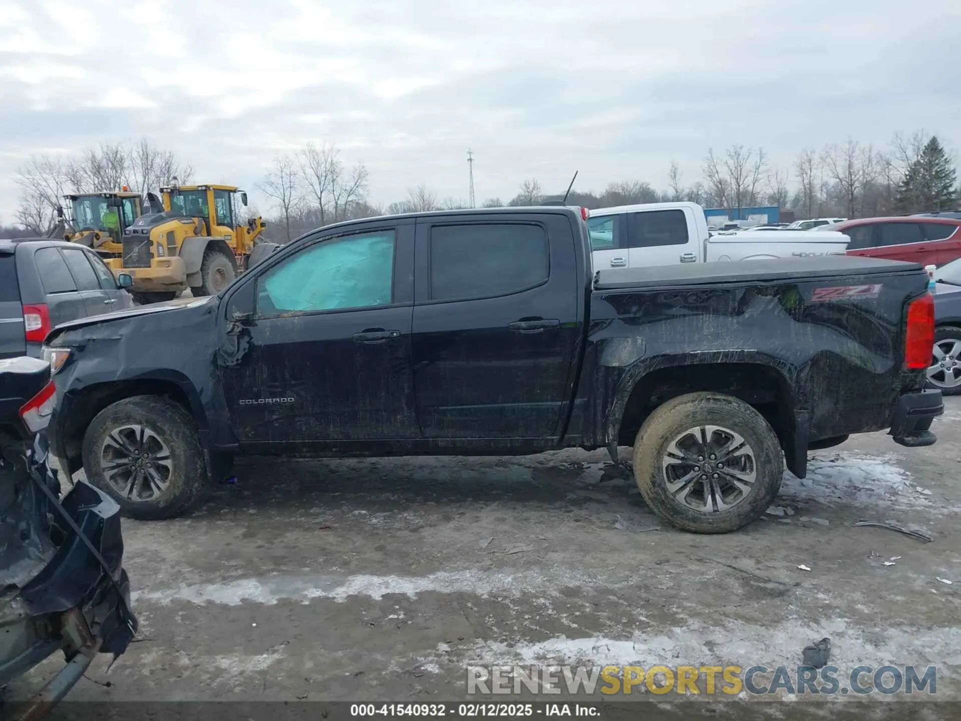 14 Photograph of a damaged car 1GCGTDEN0M1117014 CHEVROLET COLORADO 2021