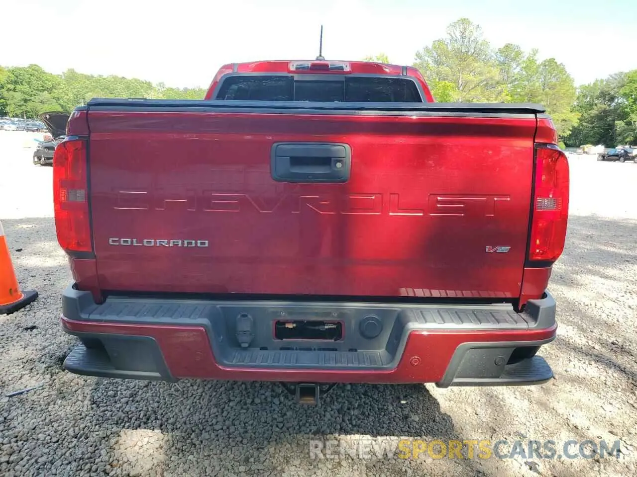 6 Photograph of a damaged car 1GCGTDEN2M1101395 CHEVROLET COLORADO 2021