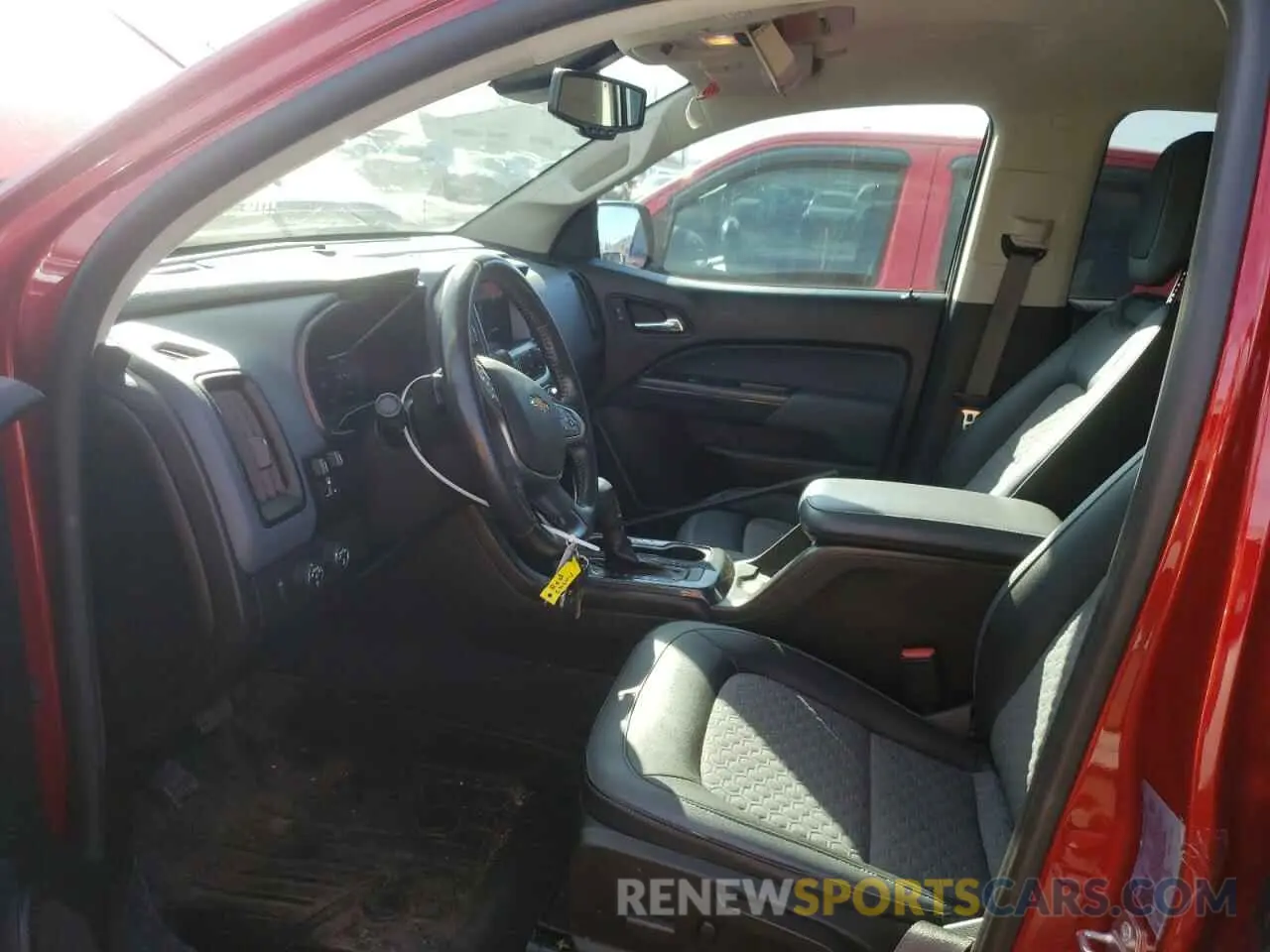7 Photograph of a damaged car 1GCGTDEN3M1180947 CHEVROLET COLORADO 2021