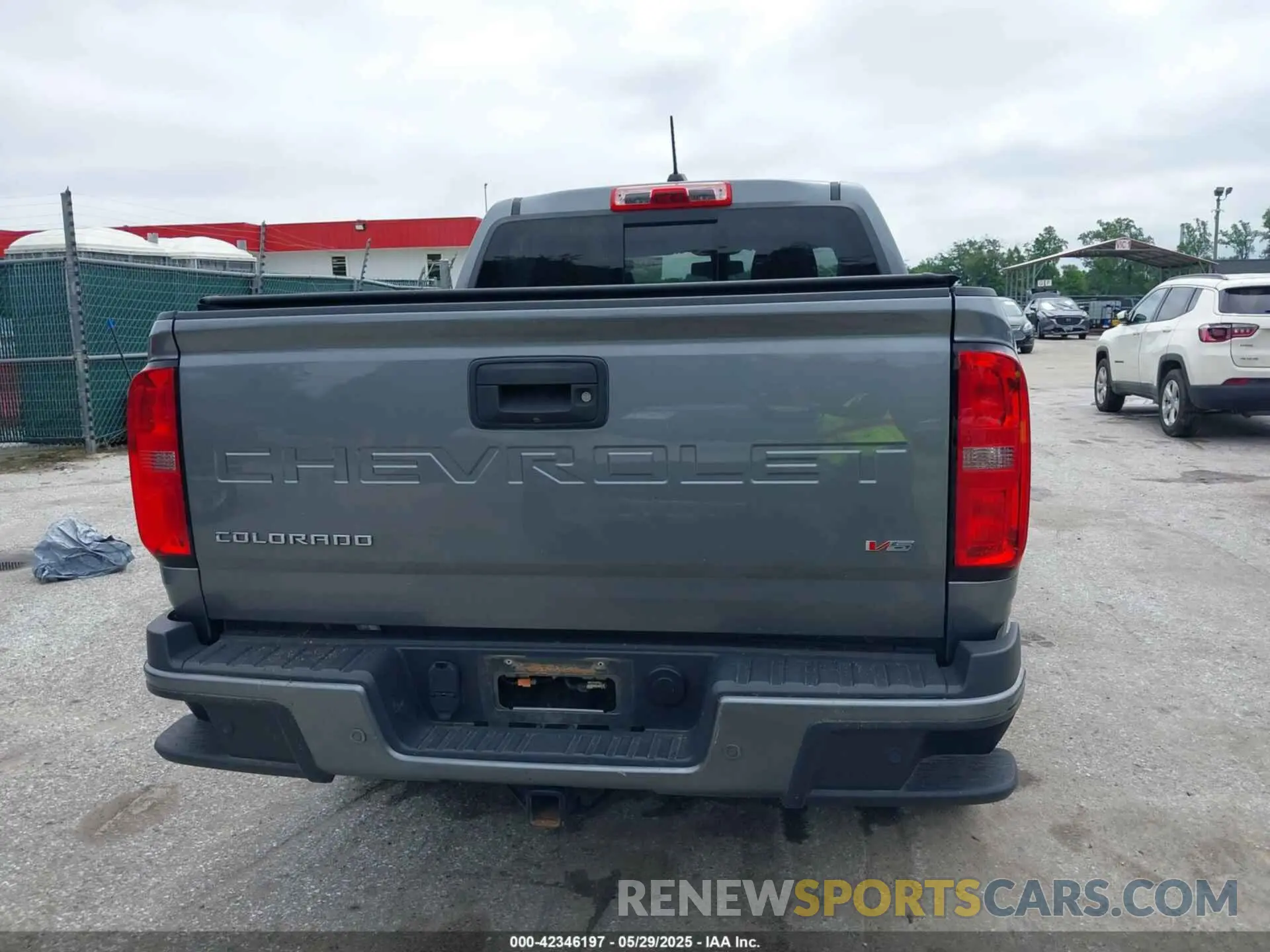 15 Photograph of a damaged car 1GCGTDEN4M1131238 CHEVROLET COLORADO 2021
