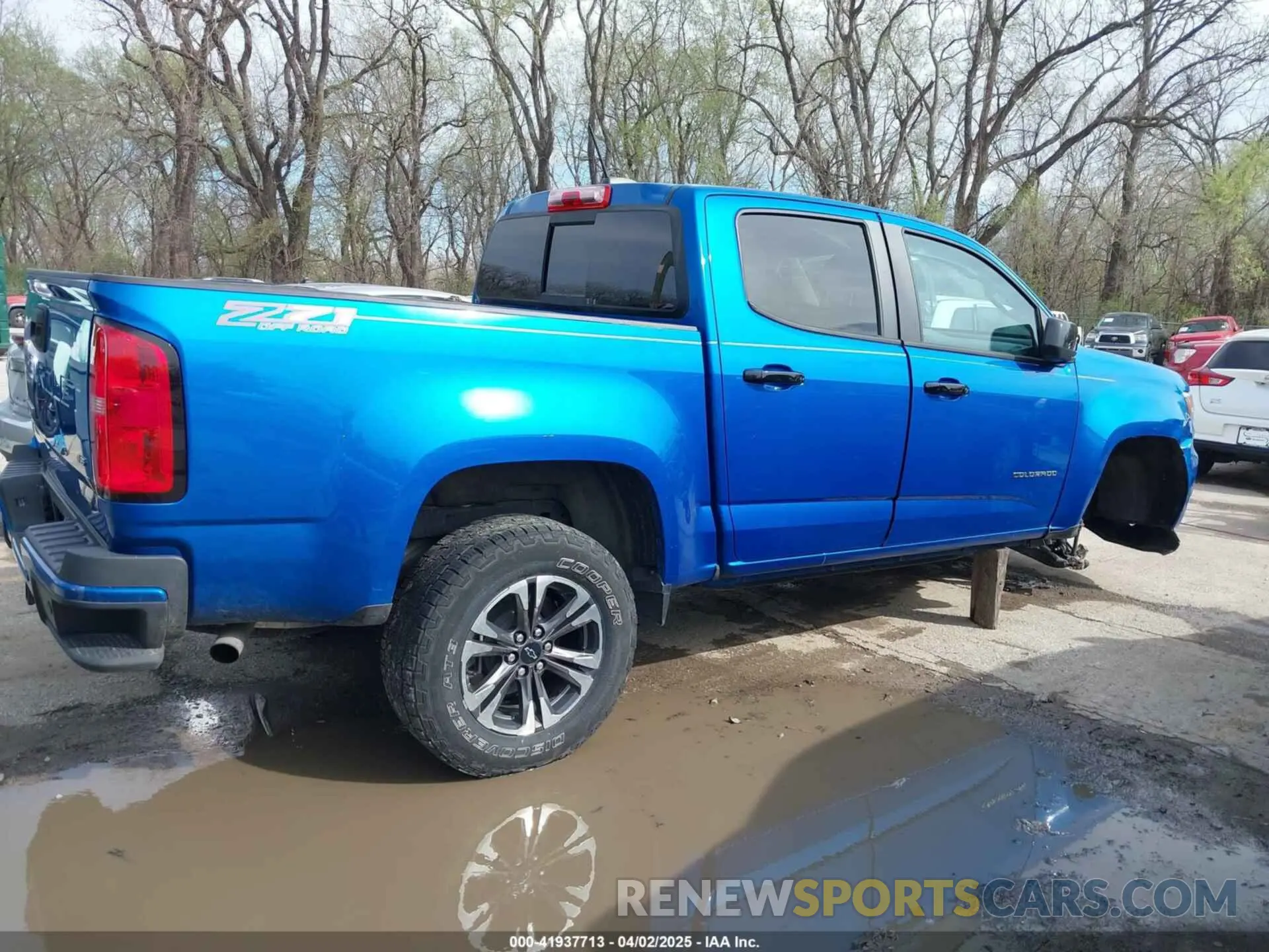 14 Photograph of a damaged car 1GCGTDEN4M1212479 CHEVROLET COLORADO 2021