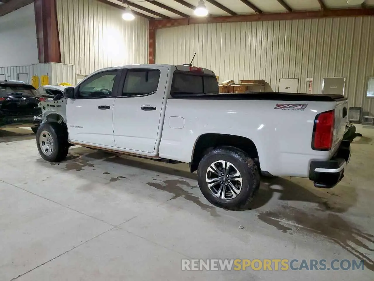 2 Photograph of a damaged car 1GCGTDEN4M1227130 CHEVROLET COLORADO 2021