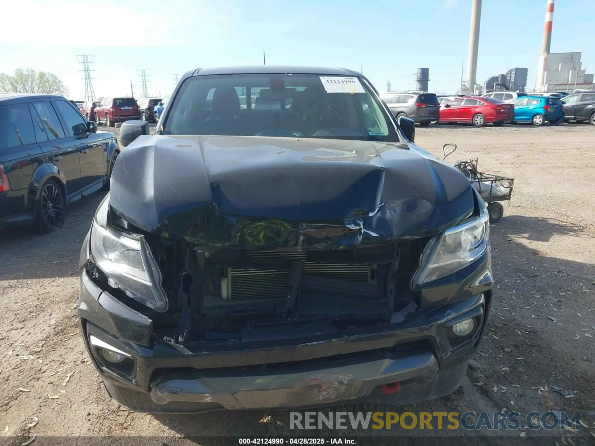 12 Photograph of a damaged car 1GCGTDEN5M1167486 CHEVROLET COLORADO 2021