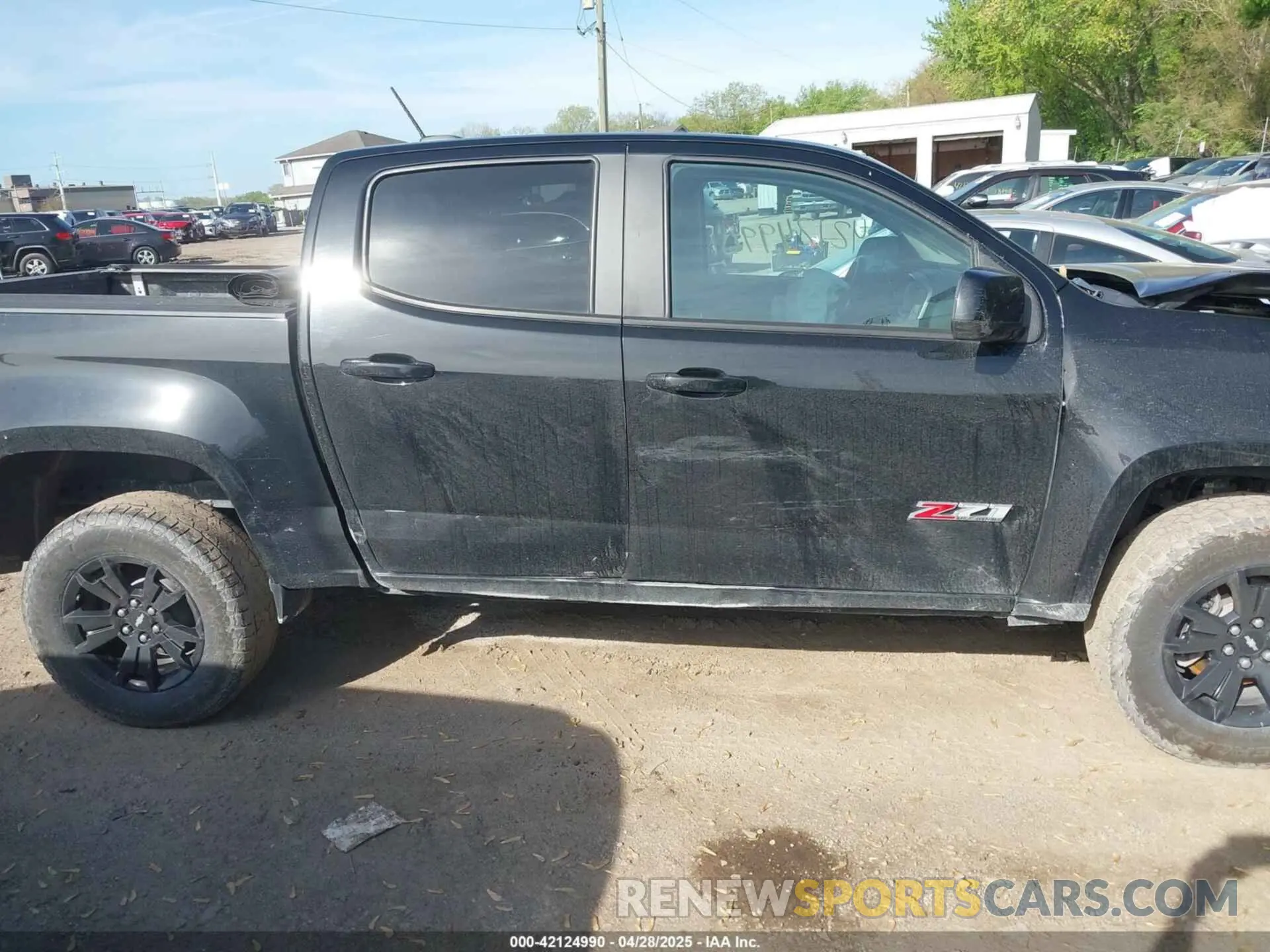 13 Photograph of a damaged car 1GCGTDEN5M1167486 CHEVROLET COLORADO 2021