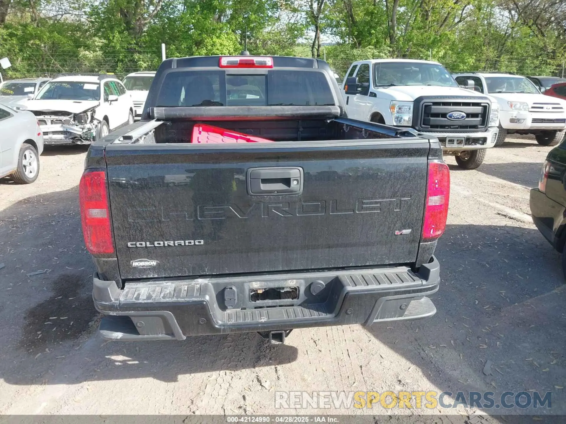 16 Photograph of a damaged car 1GCGTDEN5M1167486 CHEVROLET COLORADO 2021