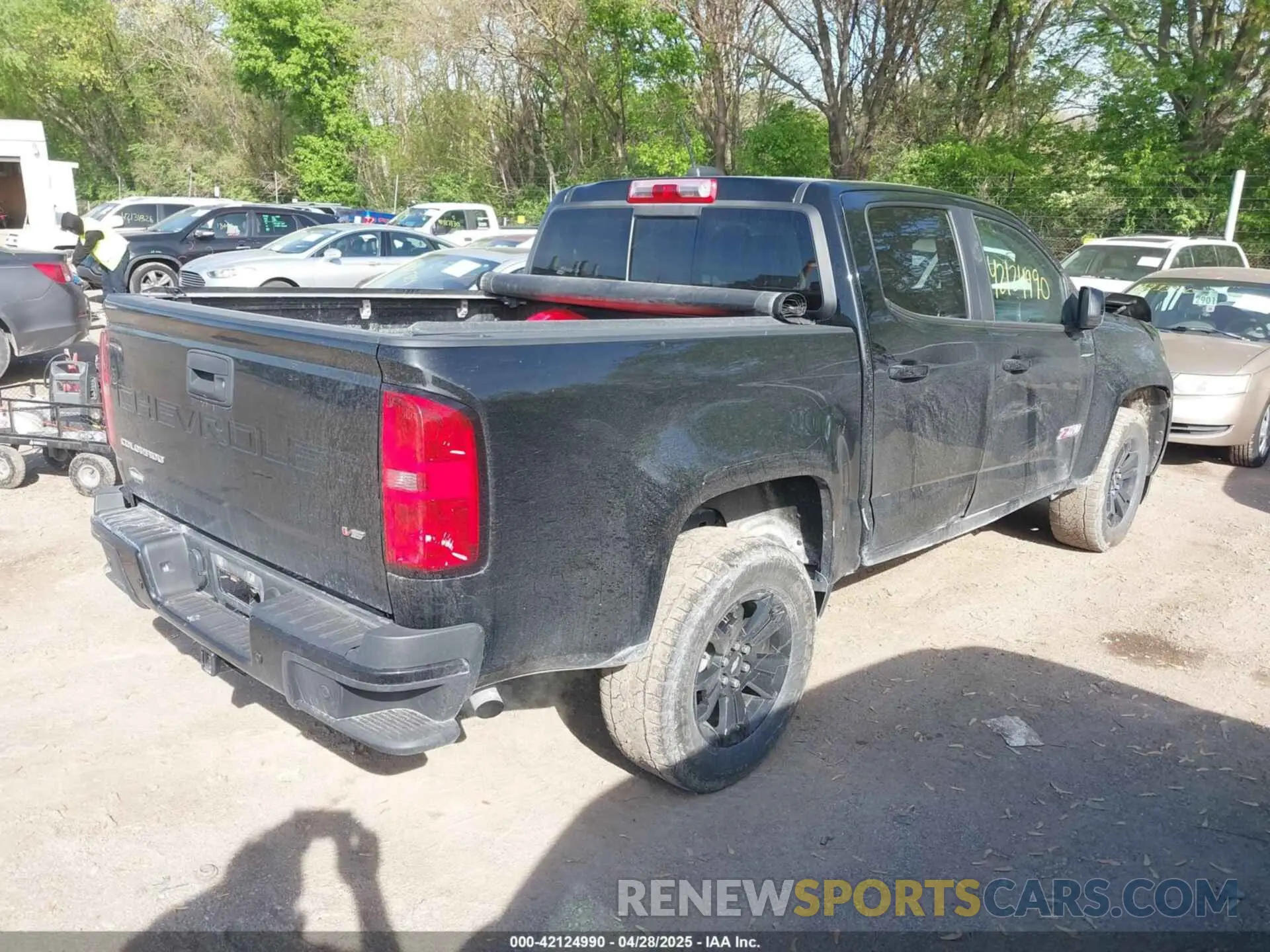 4 Photograph of a damaged car 1GCGTDEN5M1167486 CHEVROLET COLORADO 2021