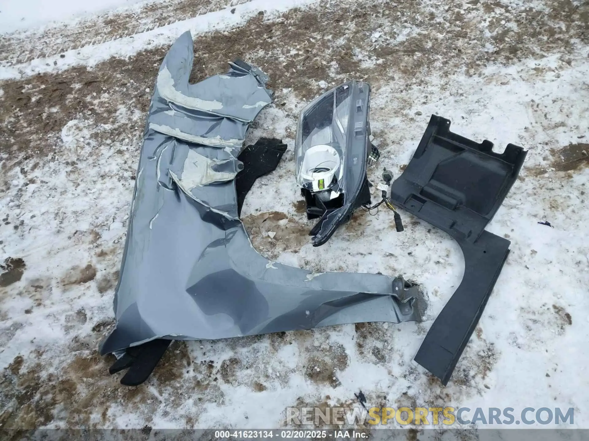 12 Photograph of a damaged car 1GCGTDEN6M1247525 CHEVROLET COLORADO 2021