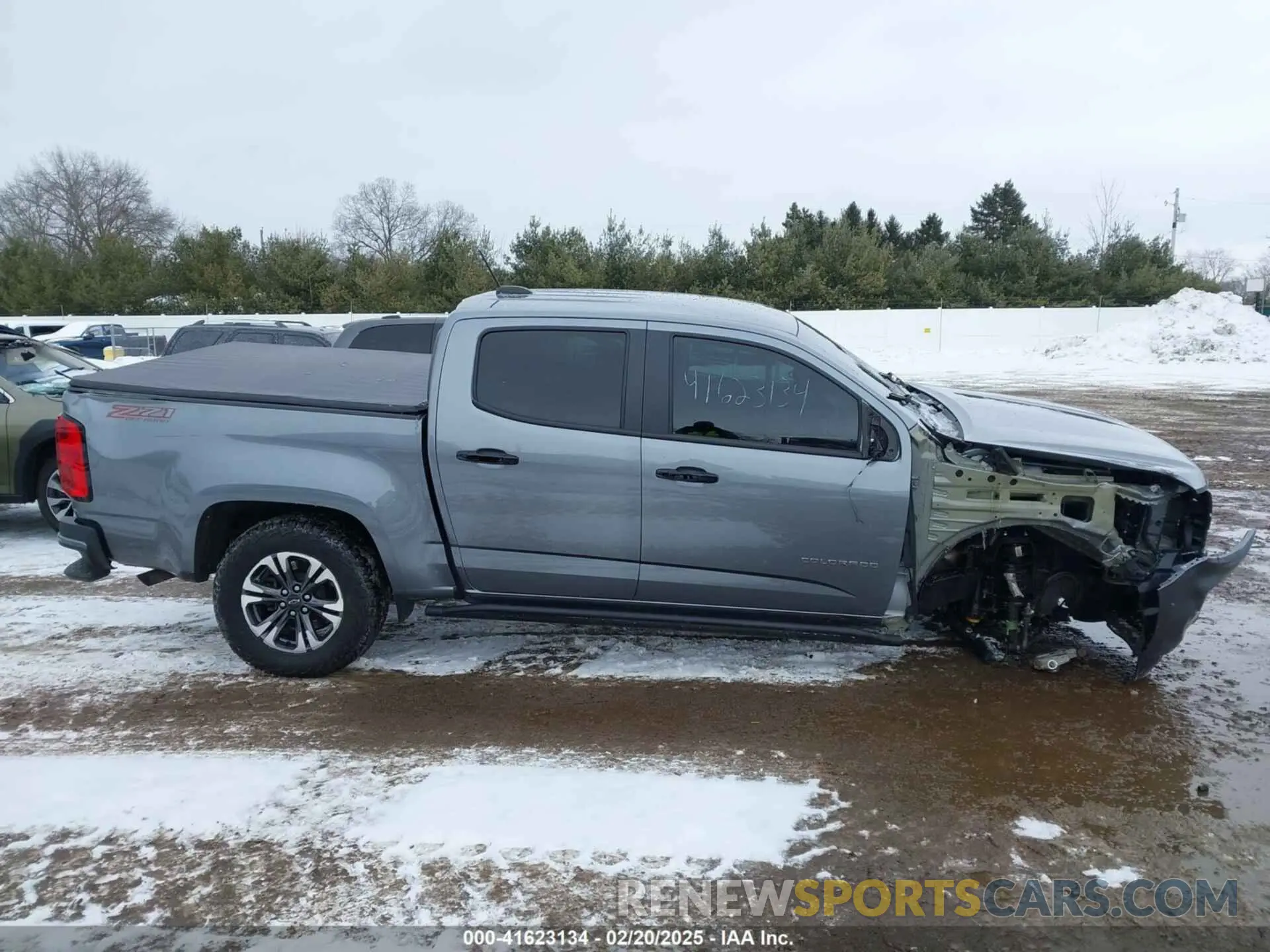 14 Photograph of a damaged car 1GCGTDEN6M1247525 CHEVROLET COLORADO 2021
