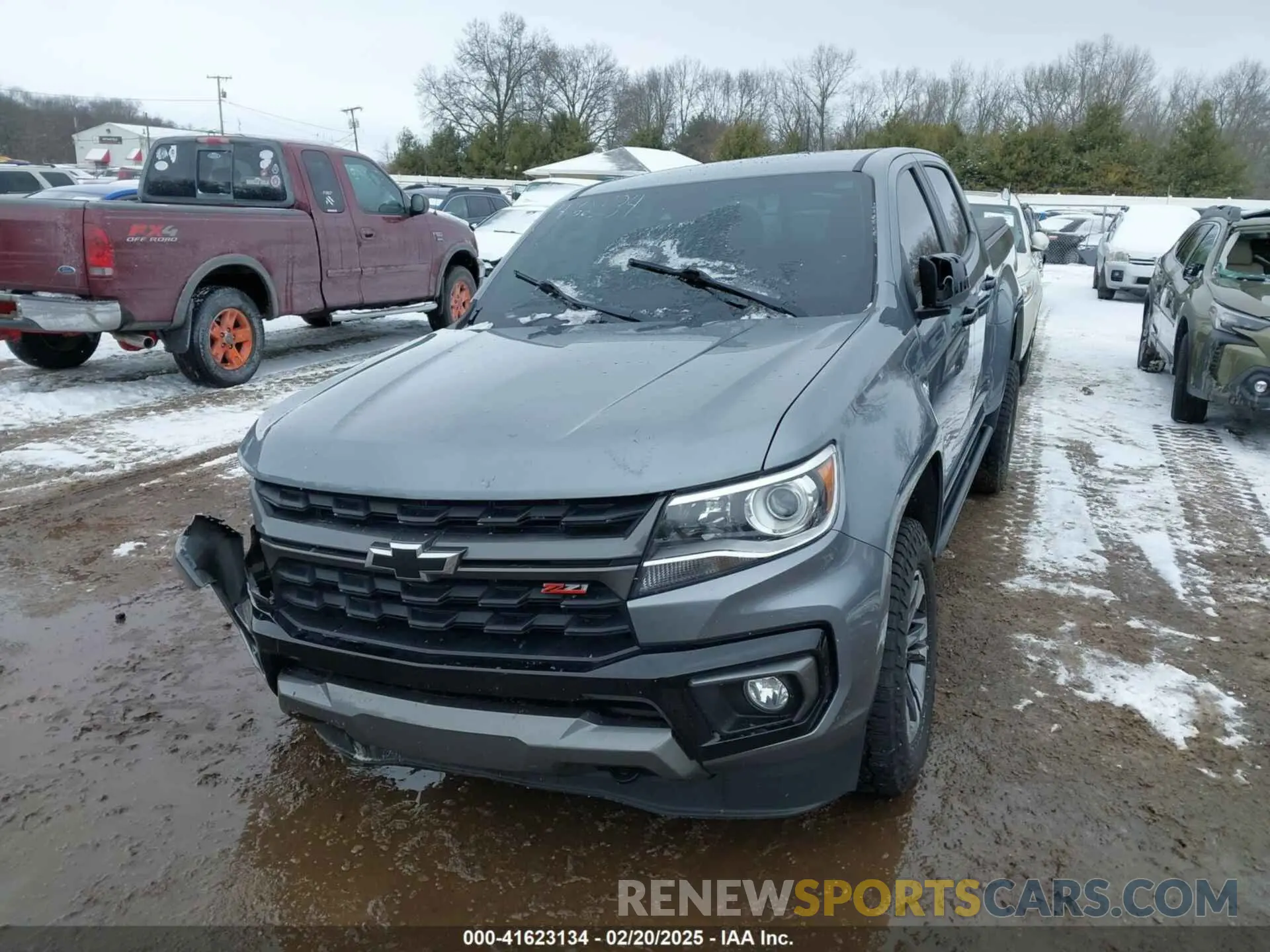 2 Photograph of a damaged car 1GCGTDEN6M1247525 CHEVROLET COLORADO 2021