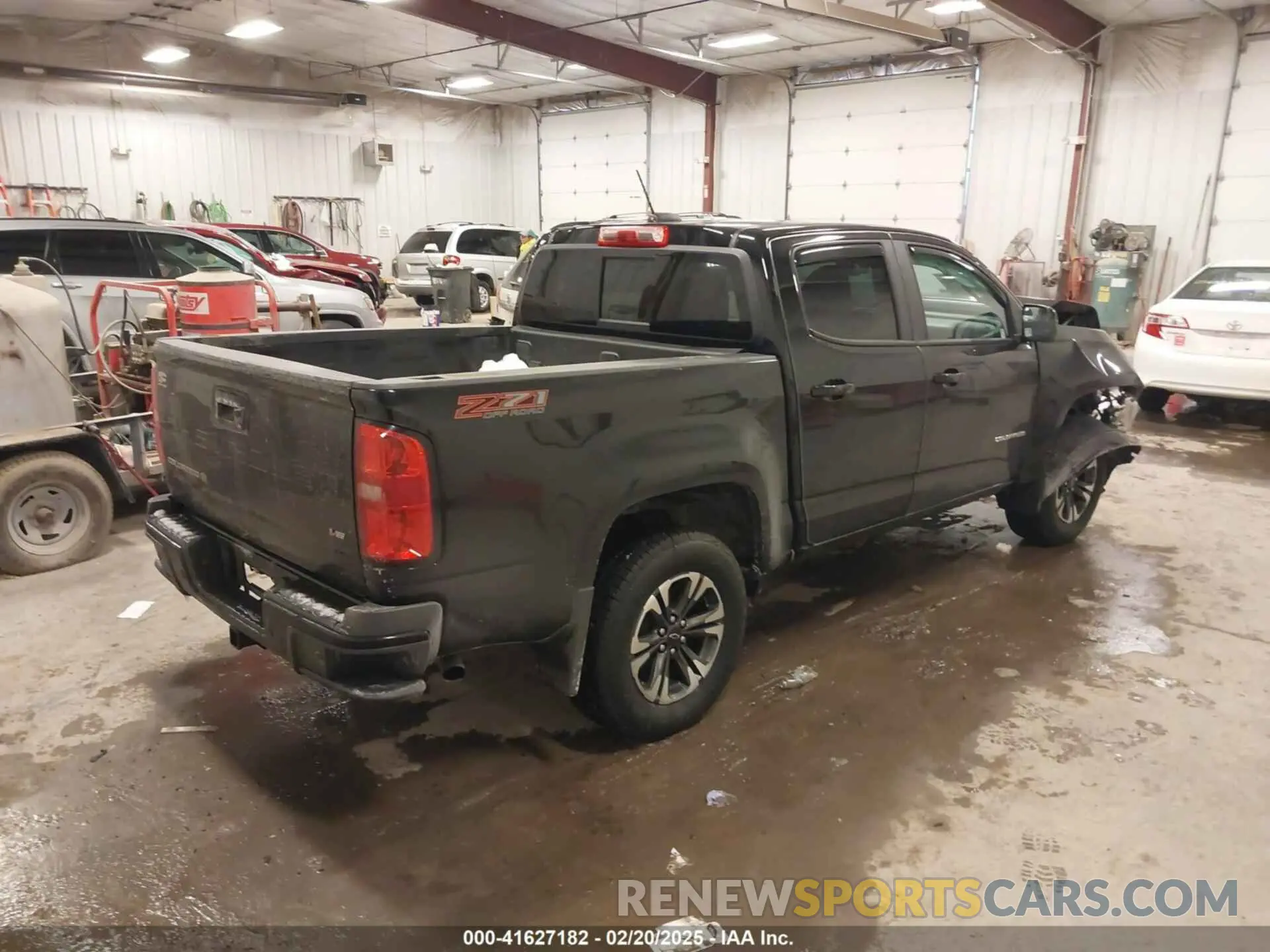 4 Photograph of a damaged car 1GCGTDEN6M1284588 CHEVROLET COLORADO 2021