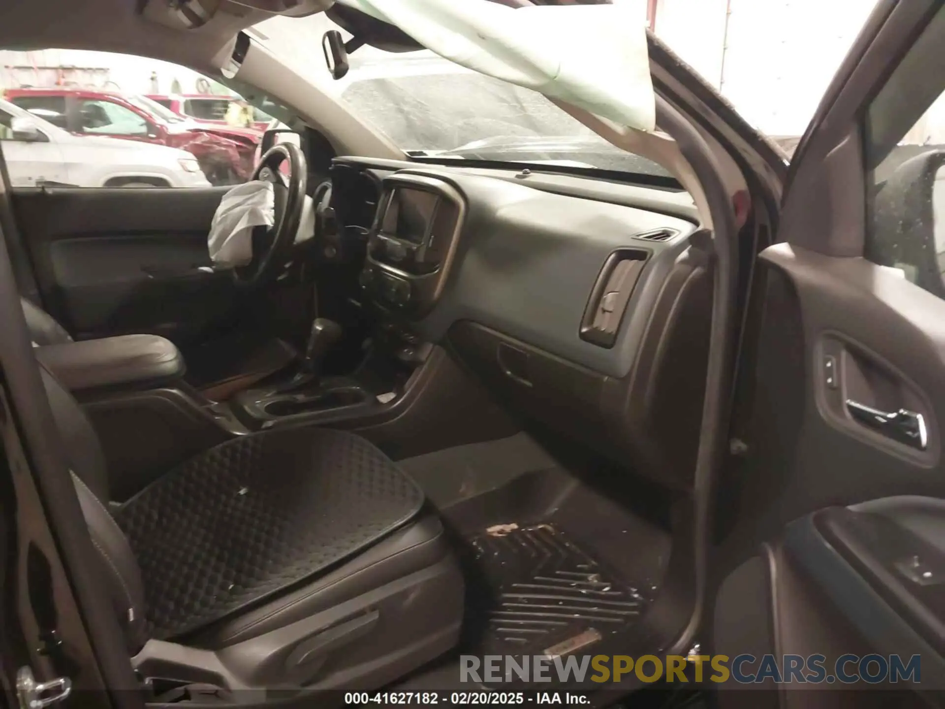5 Photograph of a damaged car 1GCGTDEN6M1284588 CHEVROLET COLORADO 2021