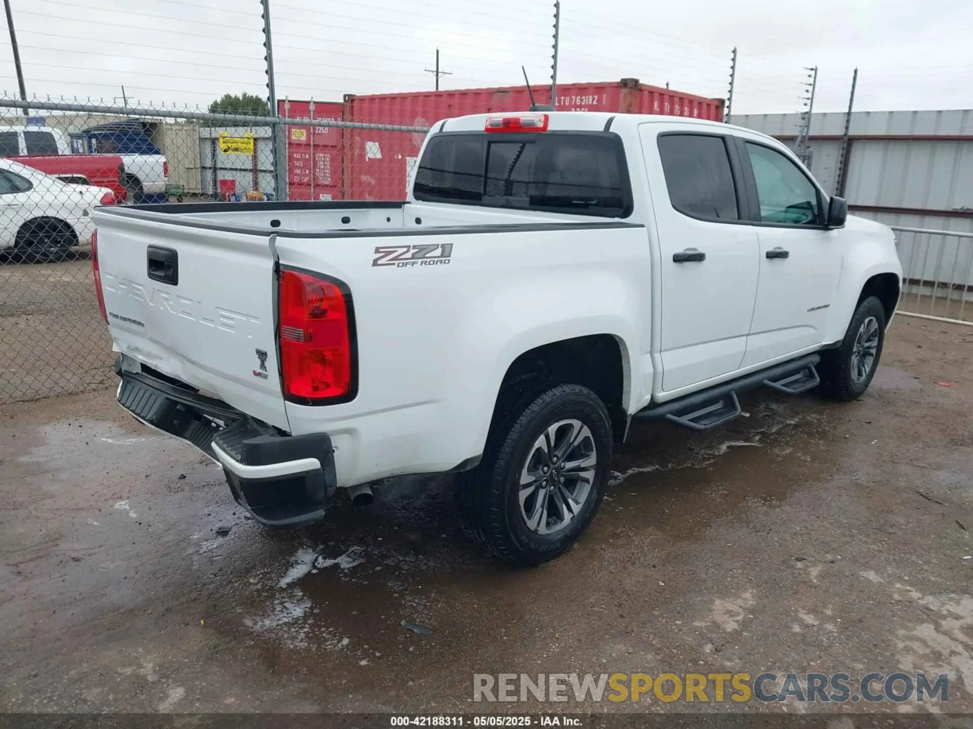 4 Photograph of a damaged car 1GCGTDEN9M1256767 CHEVROLET COLORADO 2021