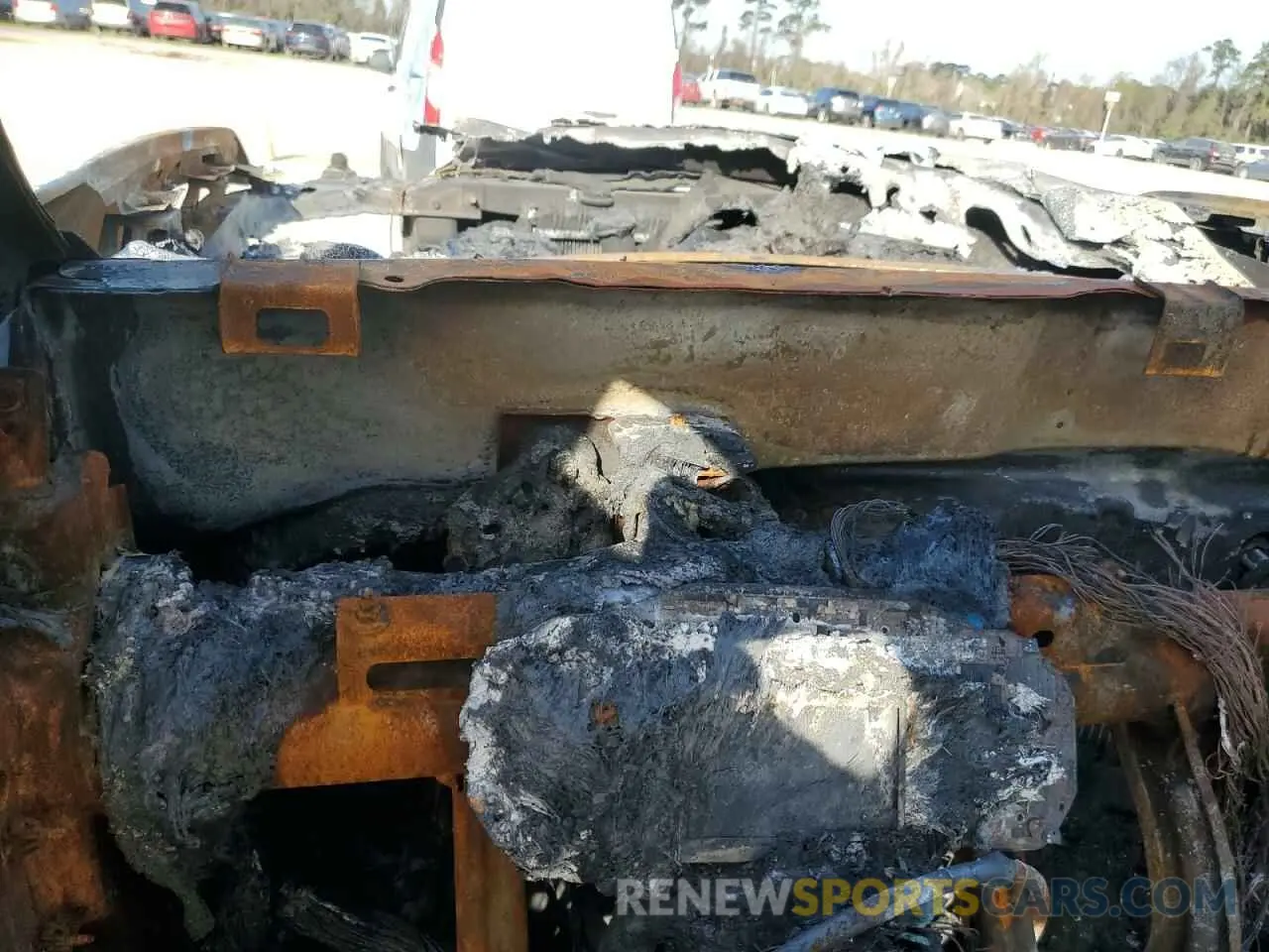 9 Photograph of a damaged car 1GCGTDENXM1168262 CHEVROLET COLORADO 2021