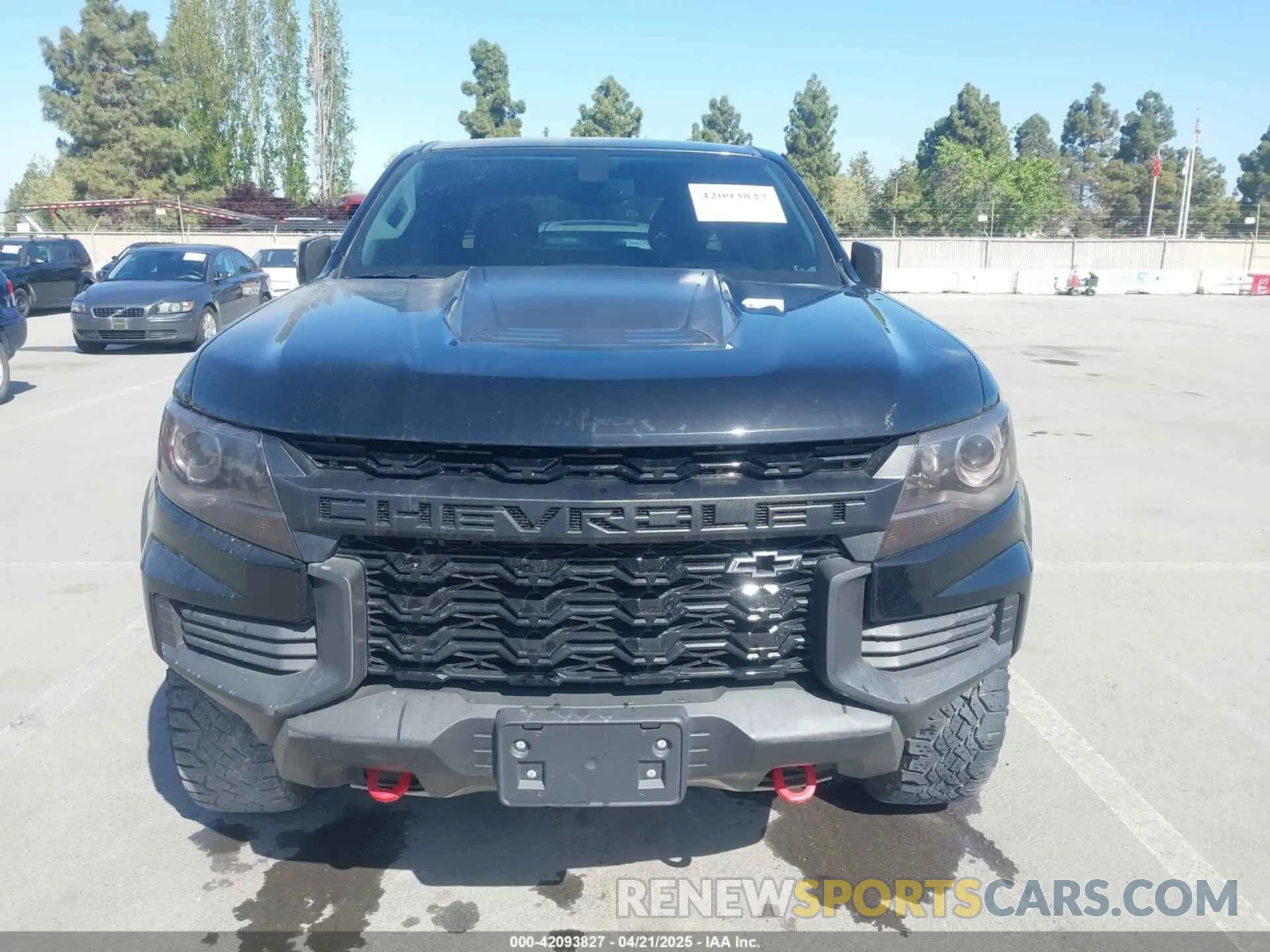 12 Photograph of a damaged car 1GCGTEEN6M1169379 CHEVROLET COLORADO 2021